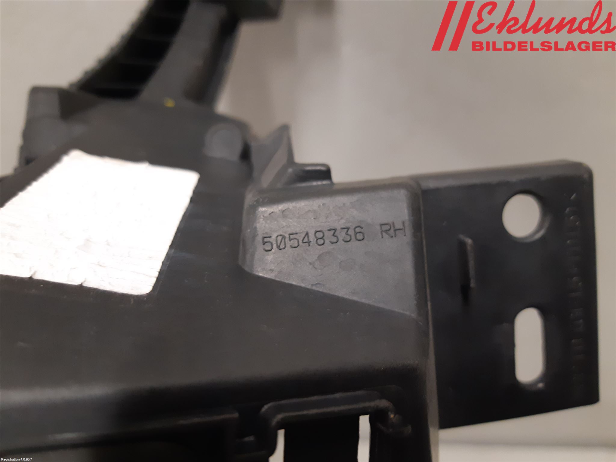 Alfa GIULIA Stötfångarfäste Bak Hö