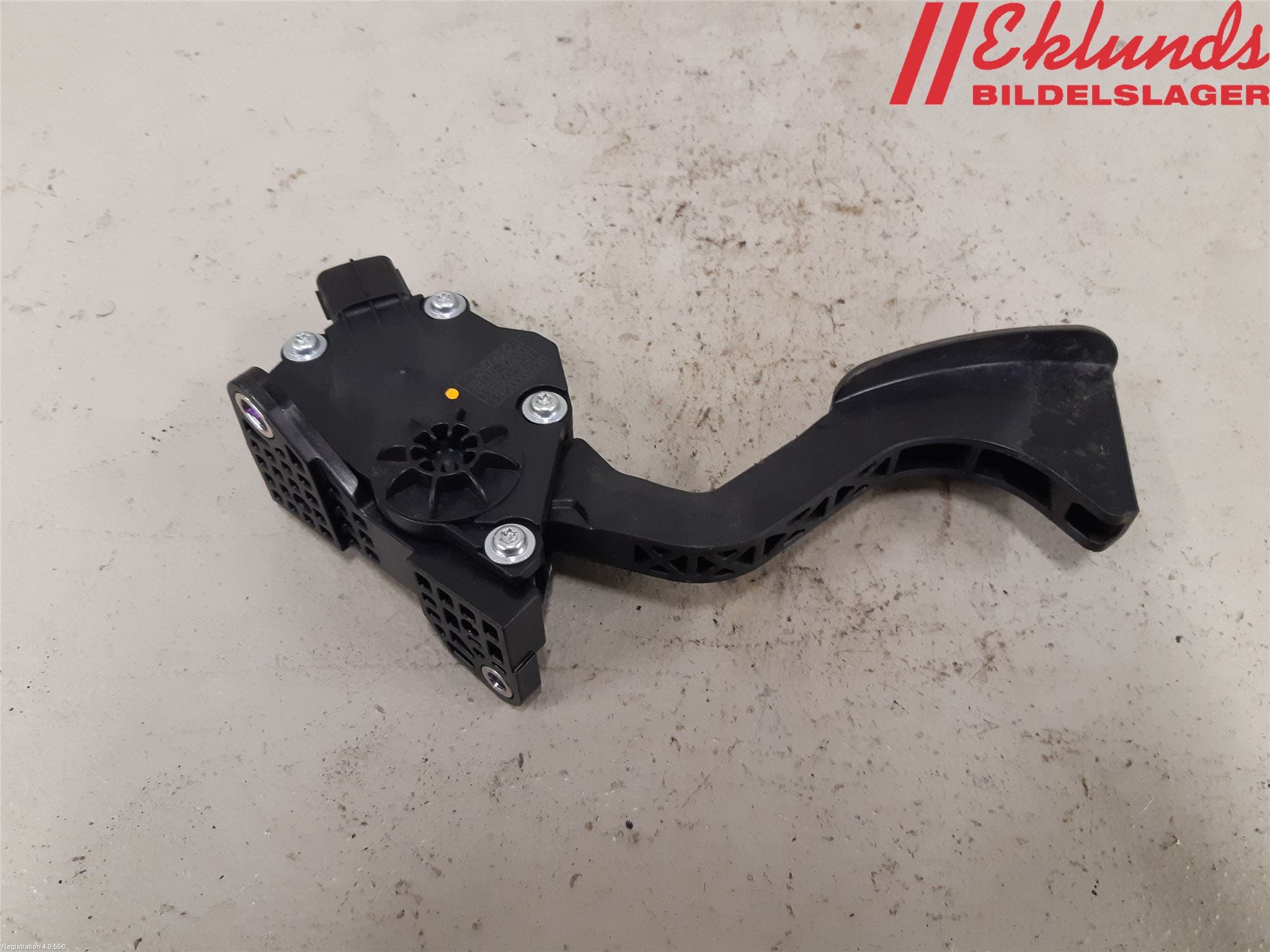 Toyota RAV4 13-18 Gaspedal