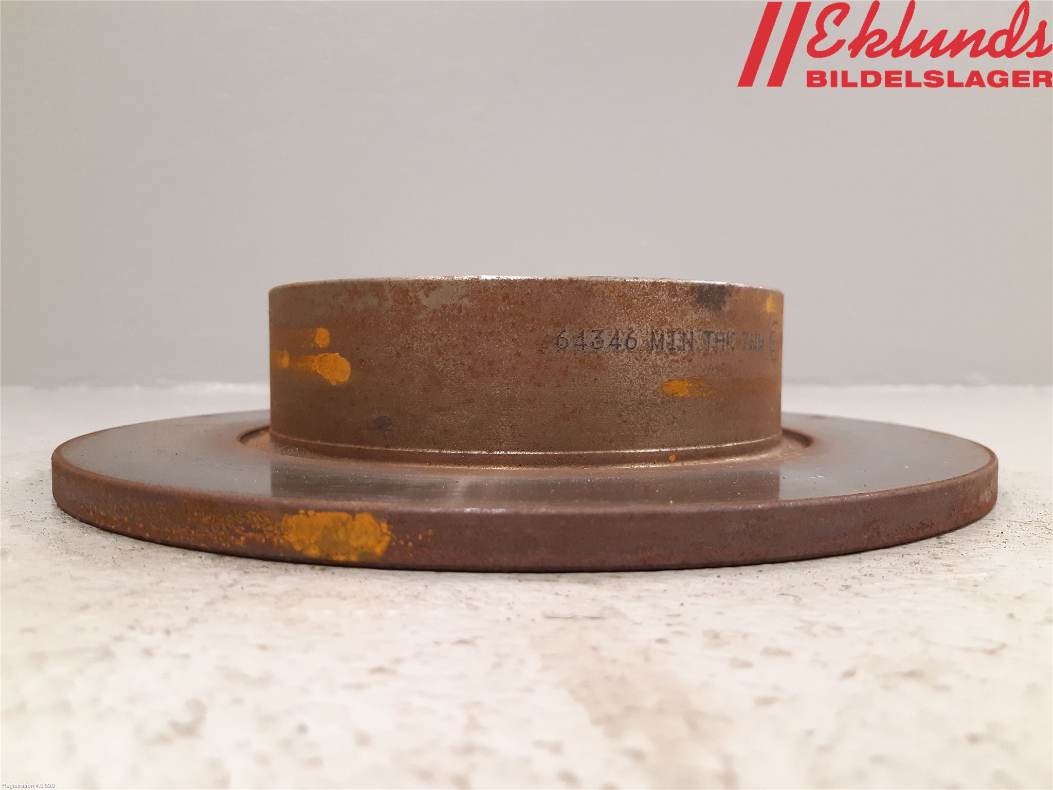 Volkswagen VW GOLF V 04-09 Bromsskiva Bak