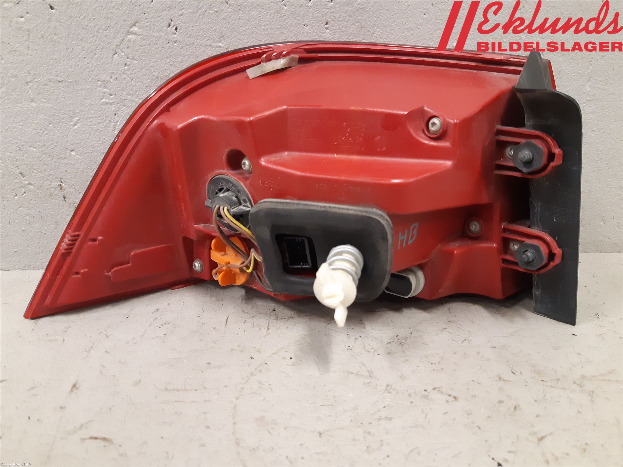 Volkswagen VW PASSAT 11-14 Bakljus Höger