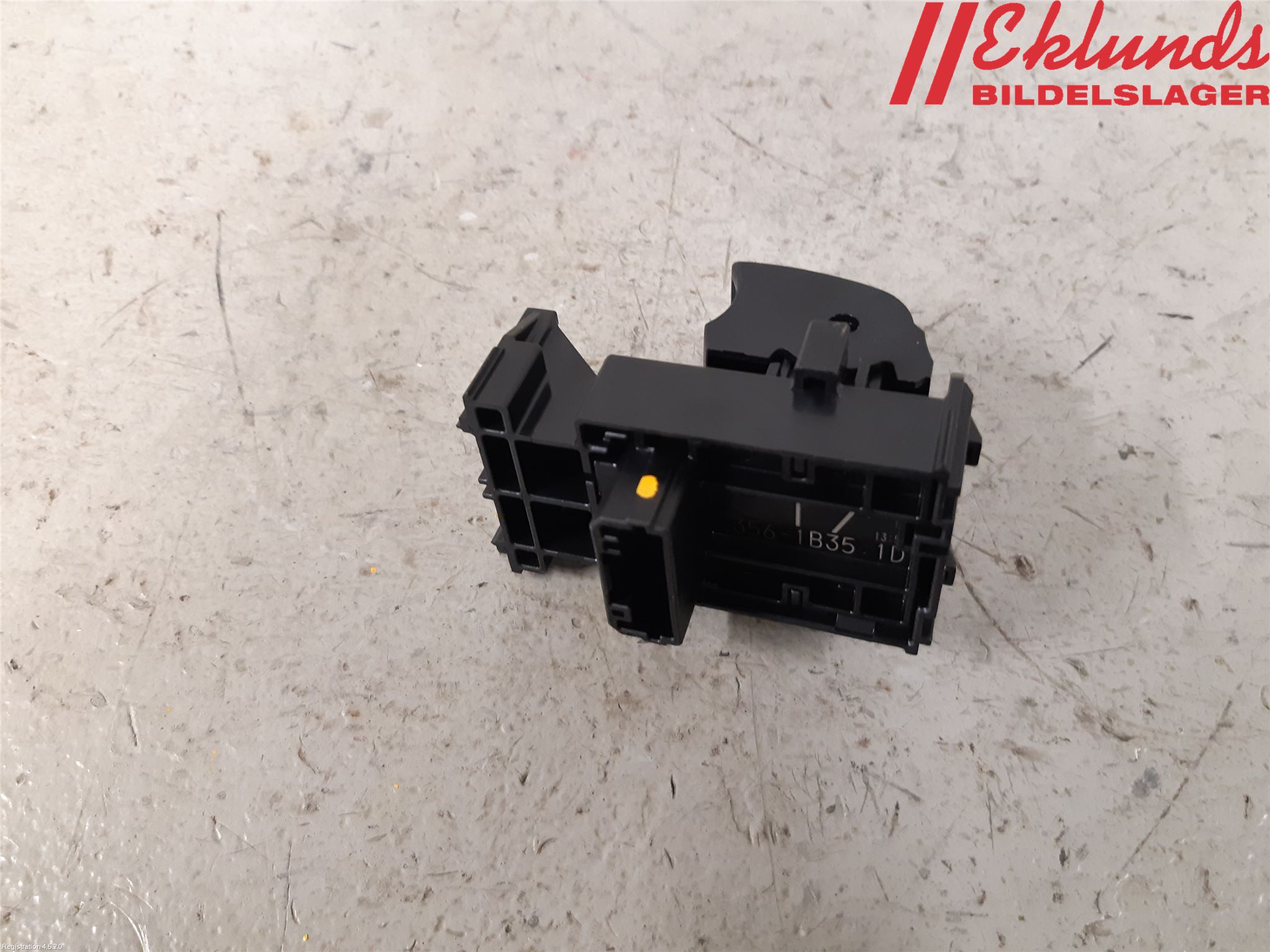 Toyota YARIS XP21 20- Strömställare Elhiss