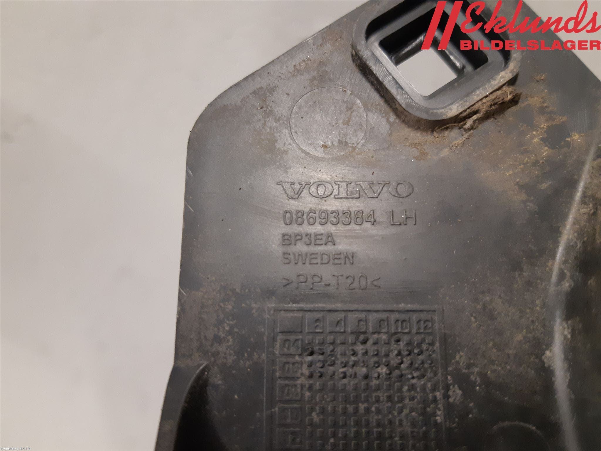 Volvo V70 05-08 Stötfångarfäste Bak Vä