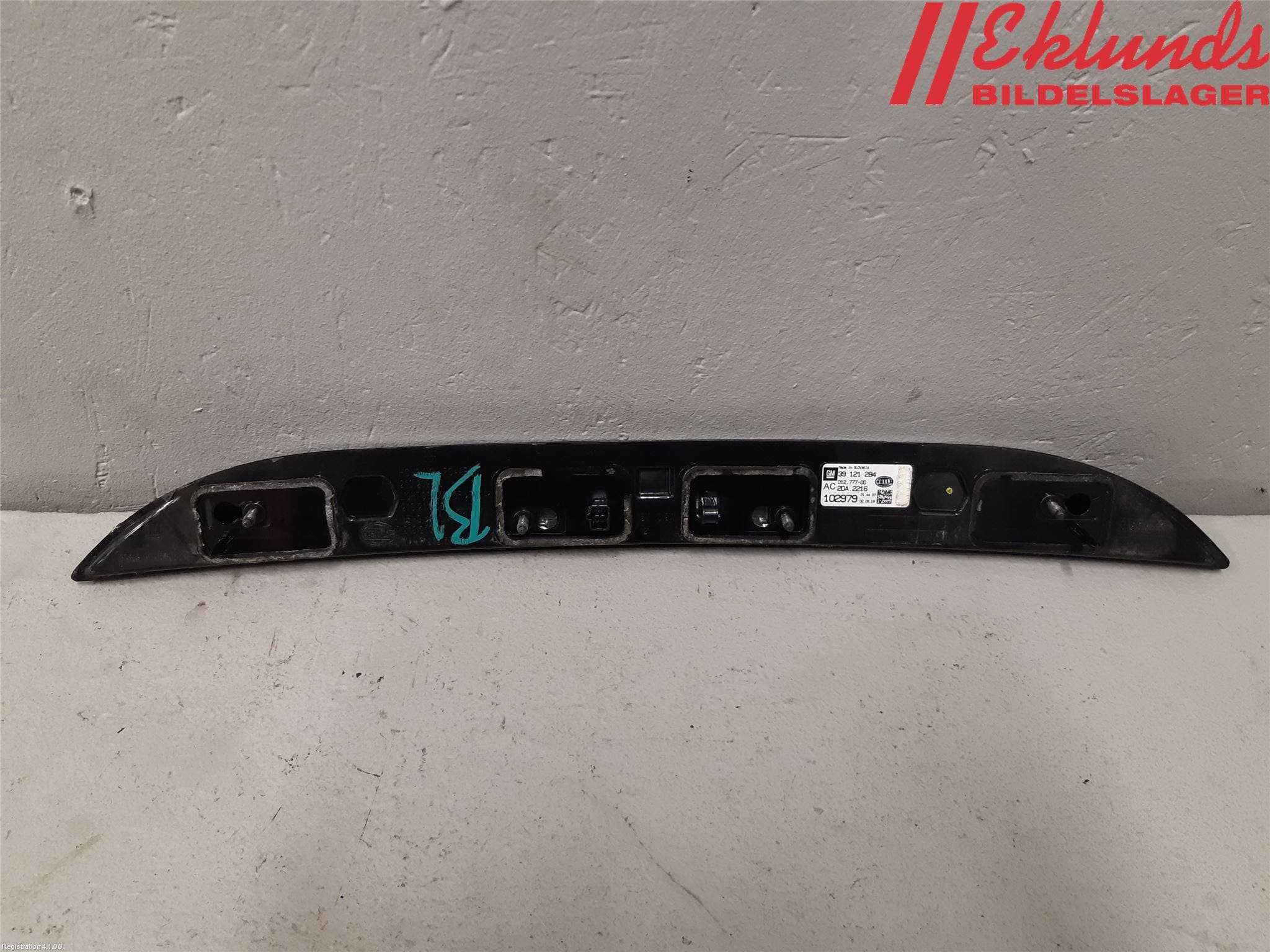 Opel INSIGNIA 17- Bromsljus Bakruta