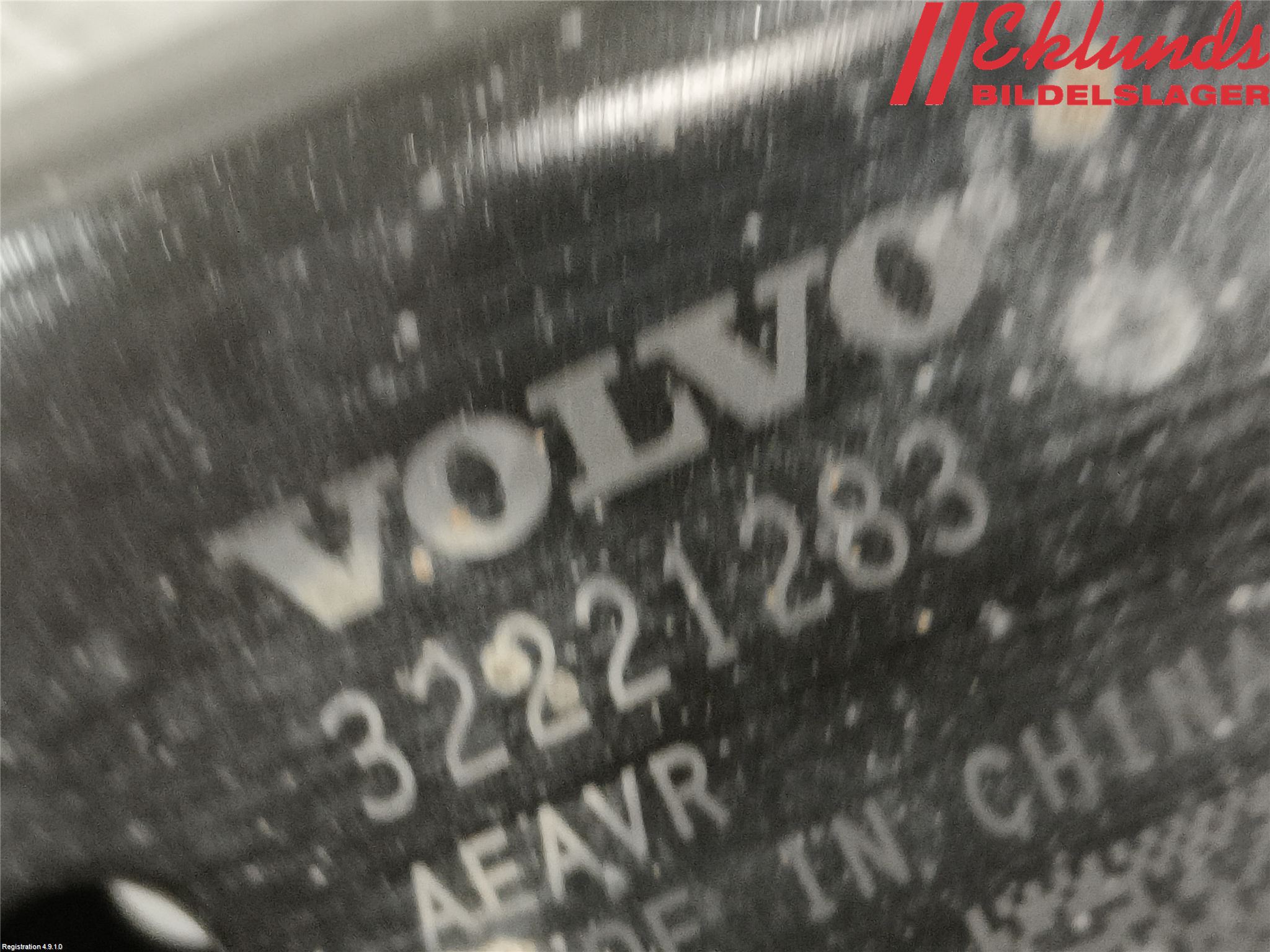Volvo XC40/RECHARGE 18- Bärarm Fram Undre Vä