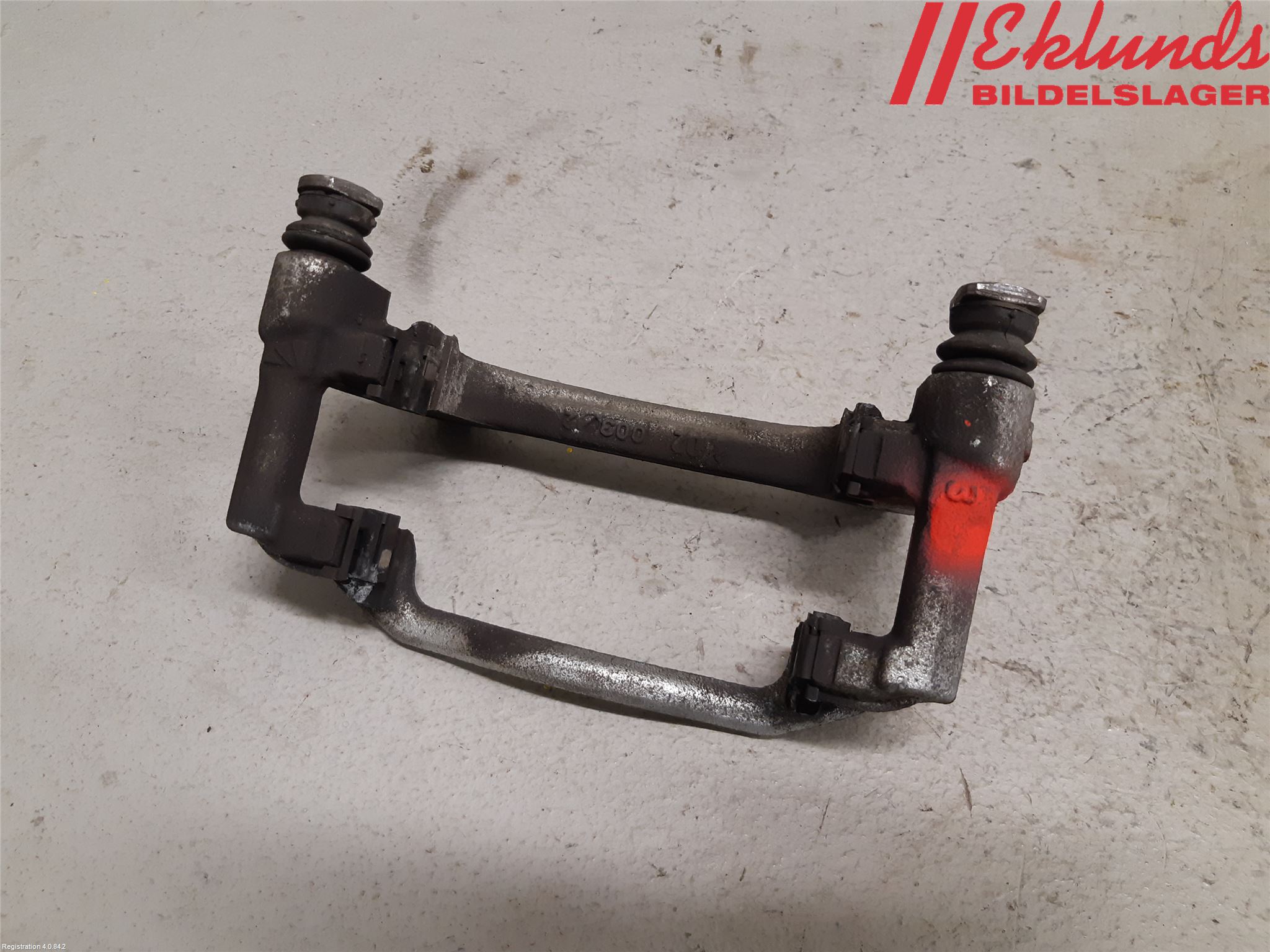 Toyota COROLLA 19- Bromsokshållare