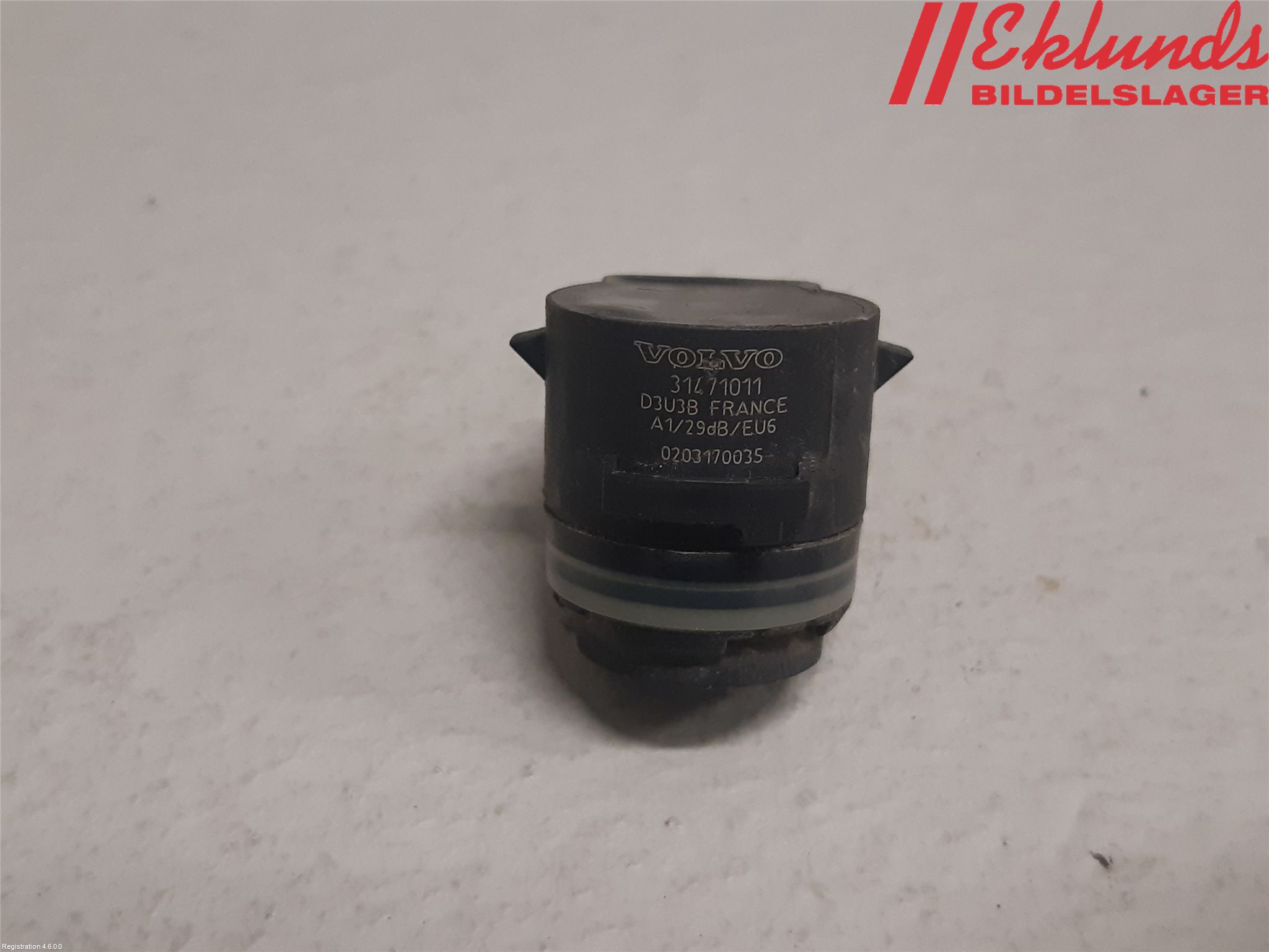 Volvo V90 CROSS COUNTRY 17->> Parkeringshjälp Backsensor
