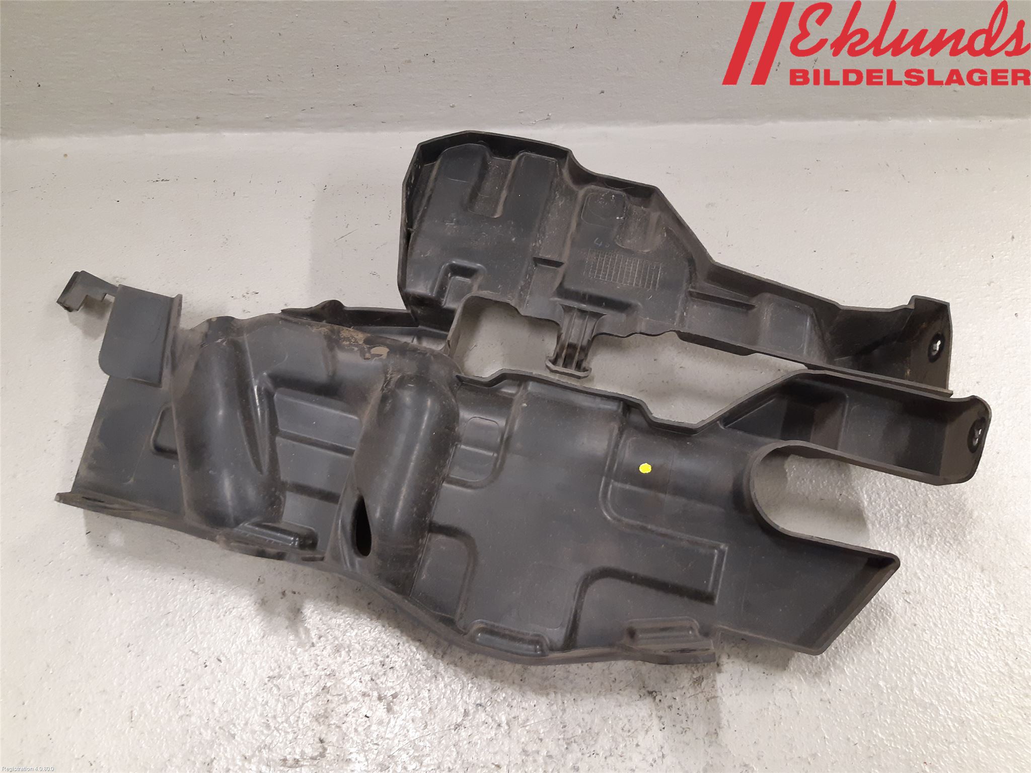 Honda CR-V 13-18 Deflektor Plåt-Plast Kylning