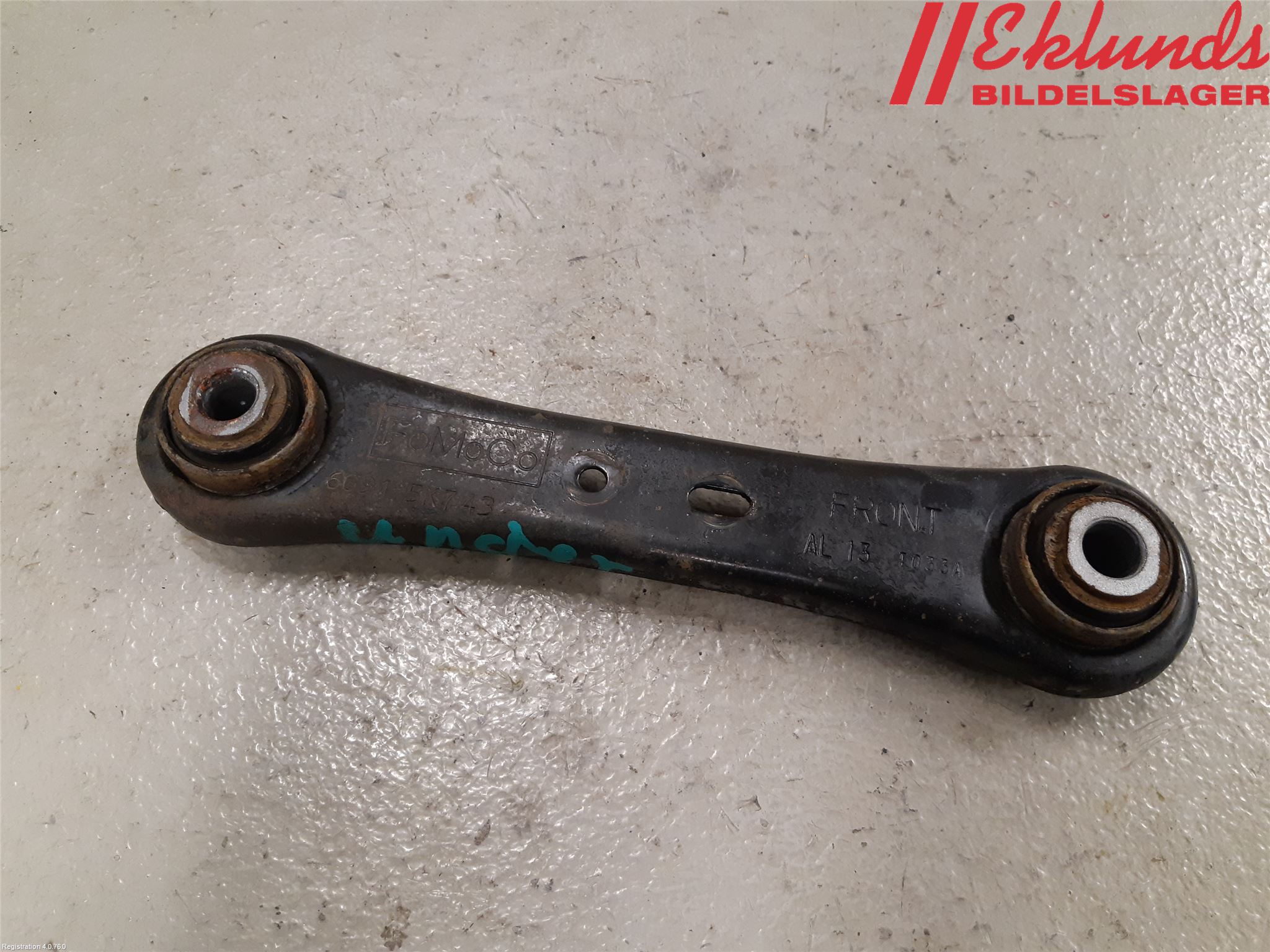 Volvo V60 11-13 Bärarm Bak Höger