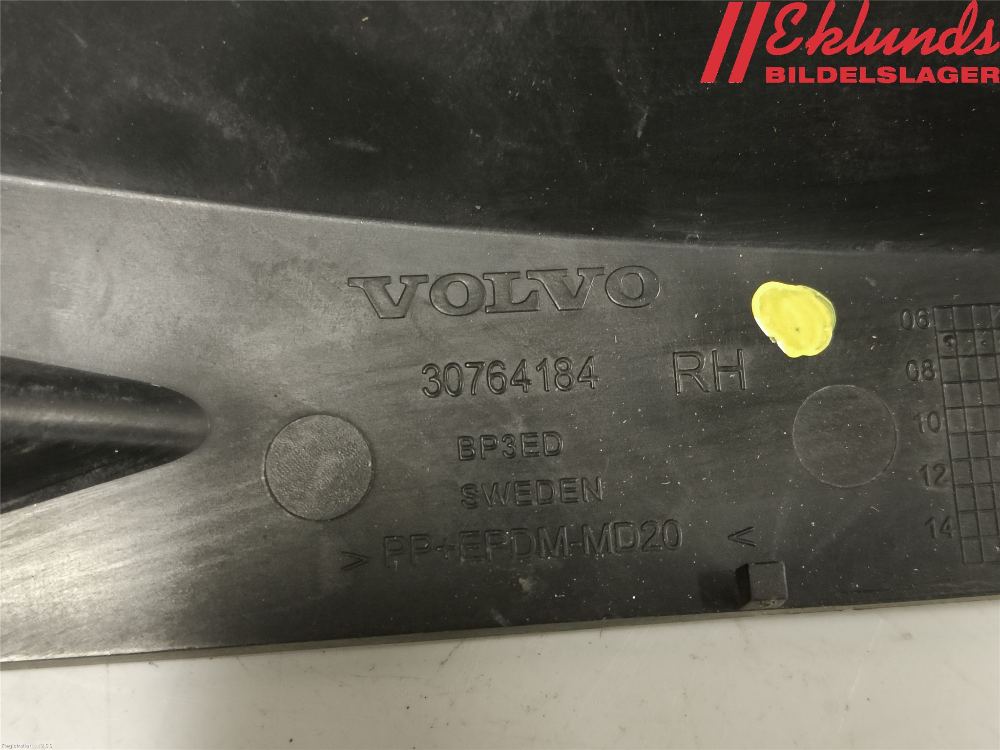 Volvo V70 08-13 Spolarmunstycke Strålkastare