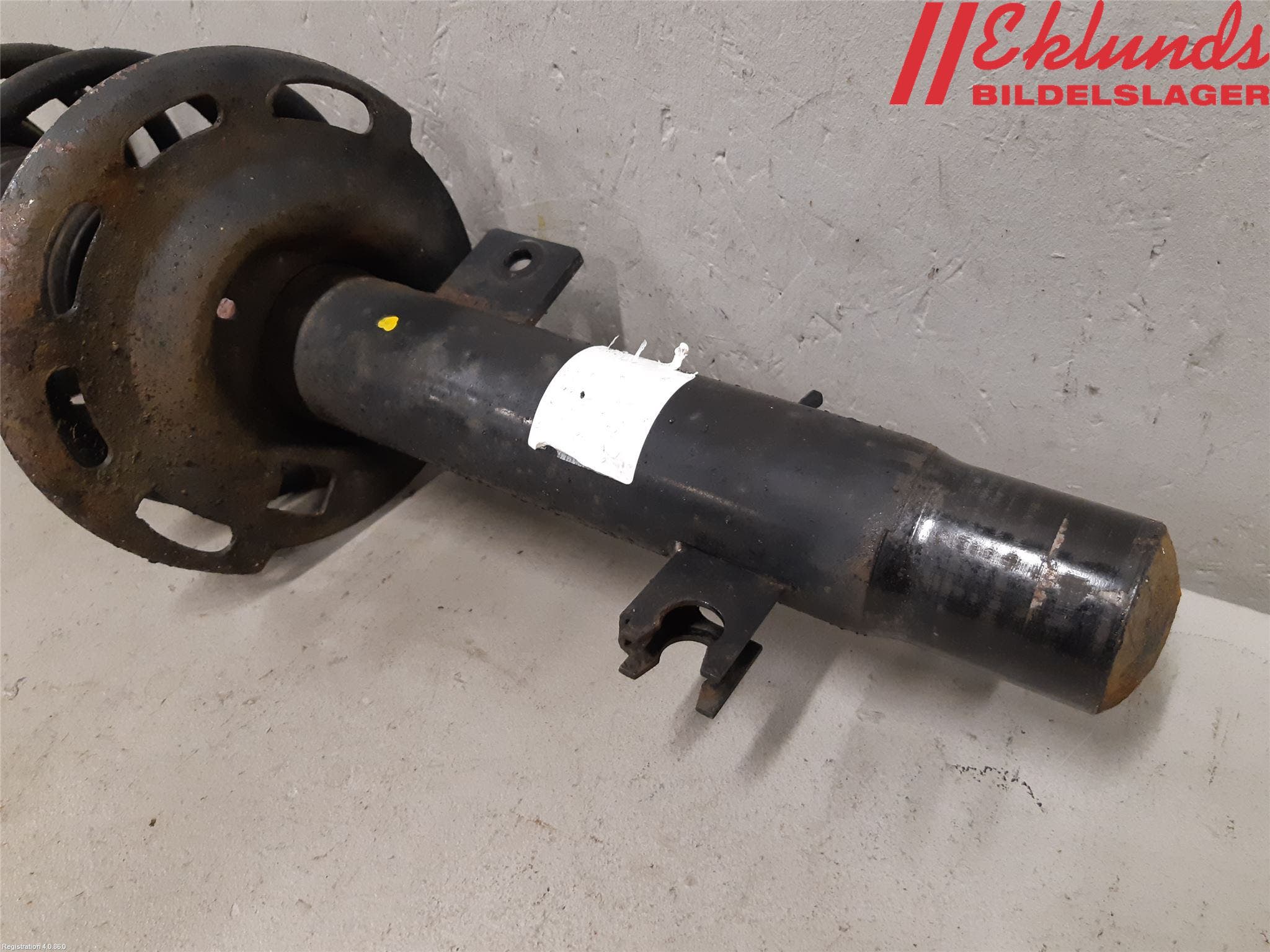 Peugeot 208 12-15 Fjäderben Fram Höger