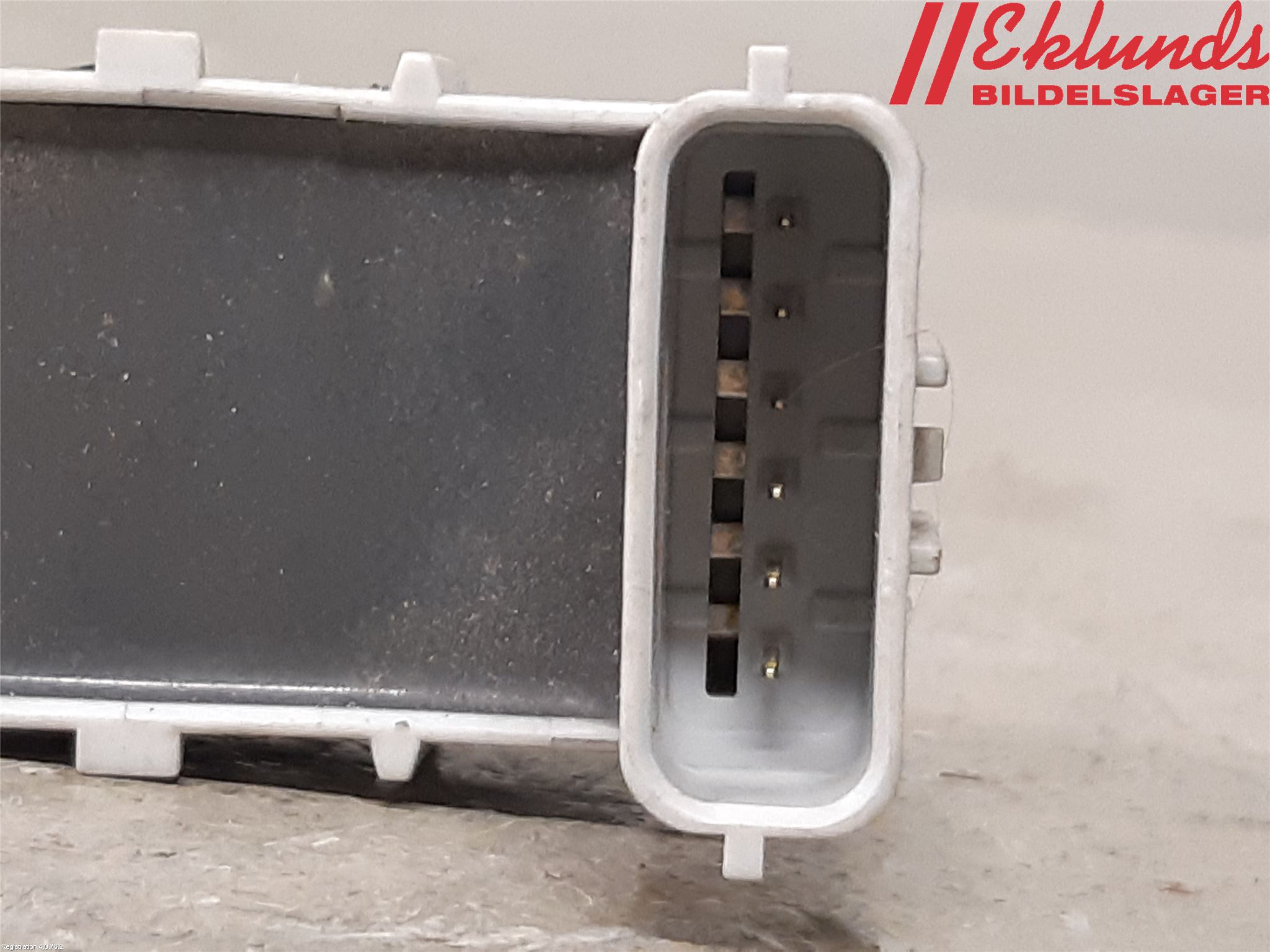 Hyundai VELOSTER 12-17 Parkeringshjälp Backsensor