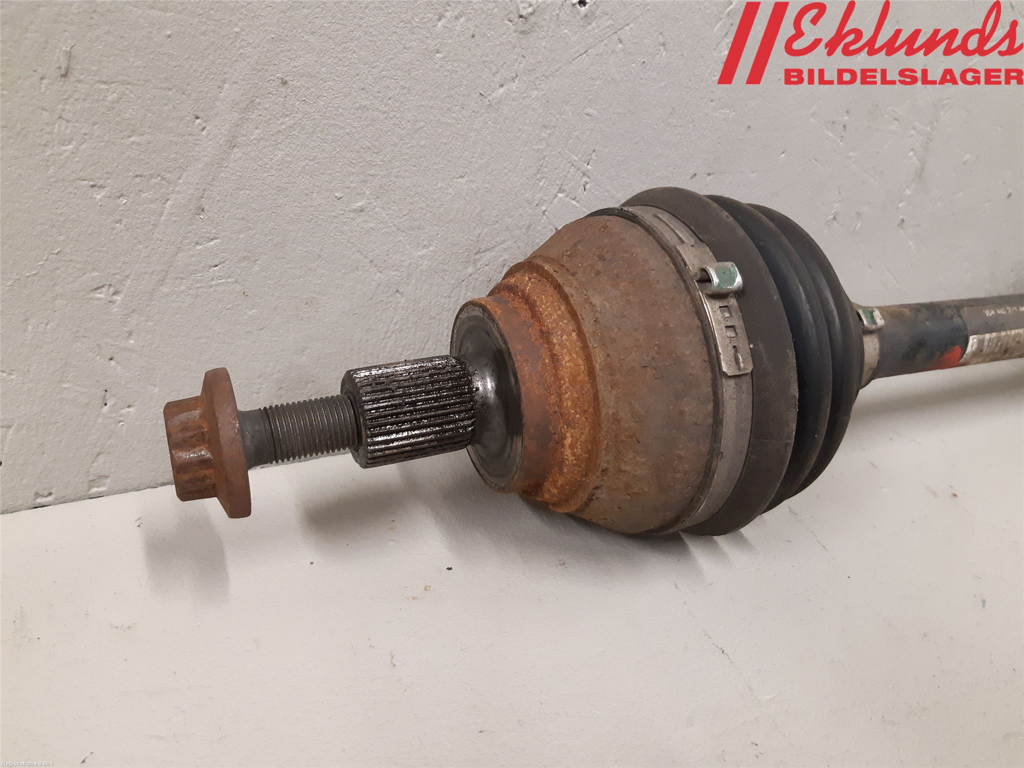 Skoda KODIAQ 17-24 Drivaxel Fram Vänster