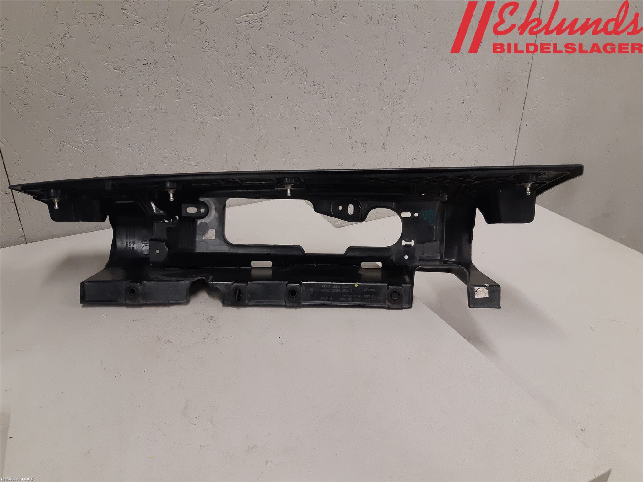 Opel VIVARO 15-19 Bakljussarg