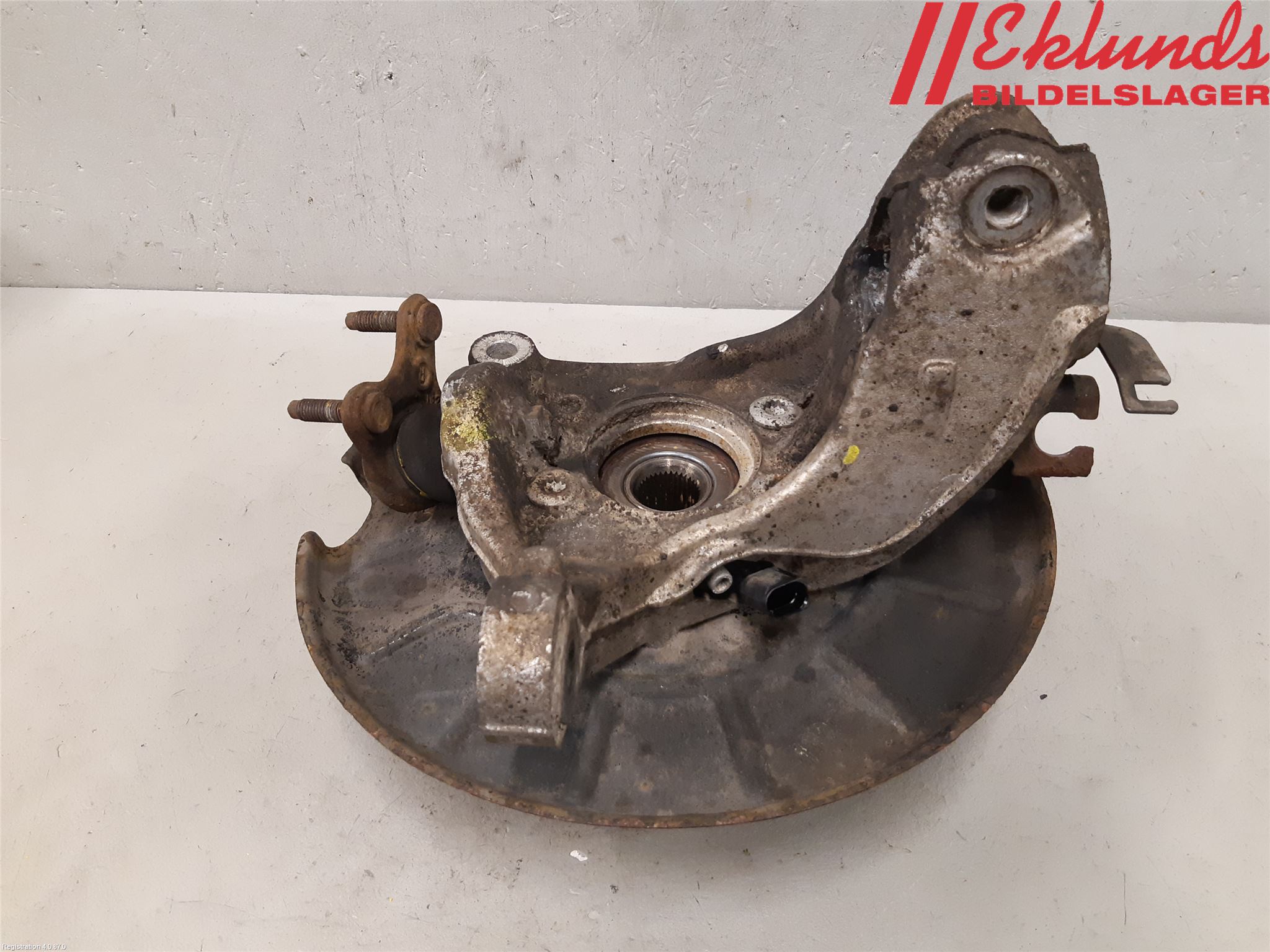 Volkswagen VW PASSAT 11-14 Styrspindel Lagerhus Hö