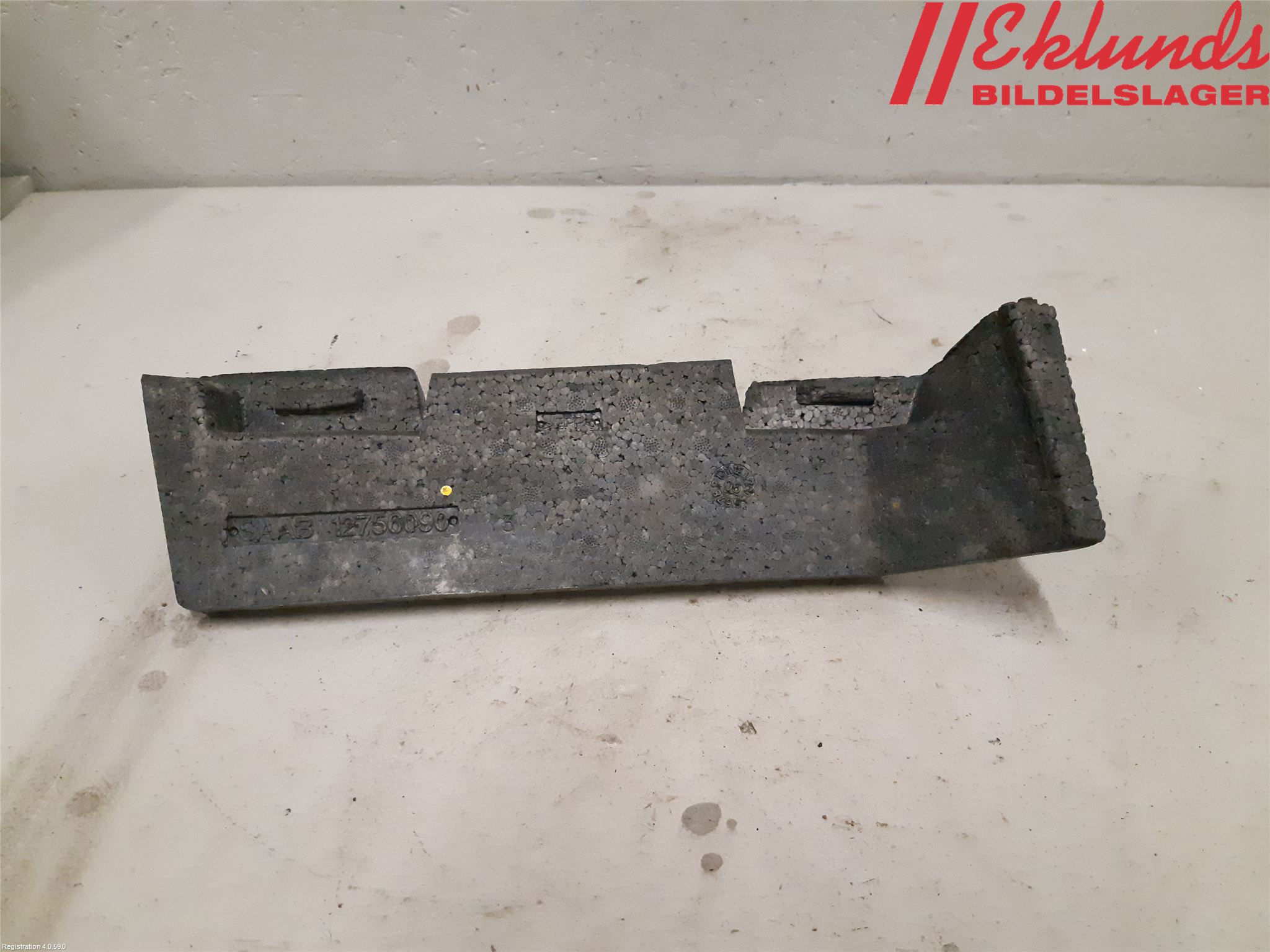 Saab 9-5     06-10 Stötfångare Deformelement Bak