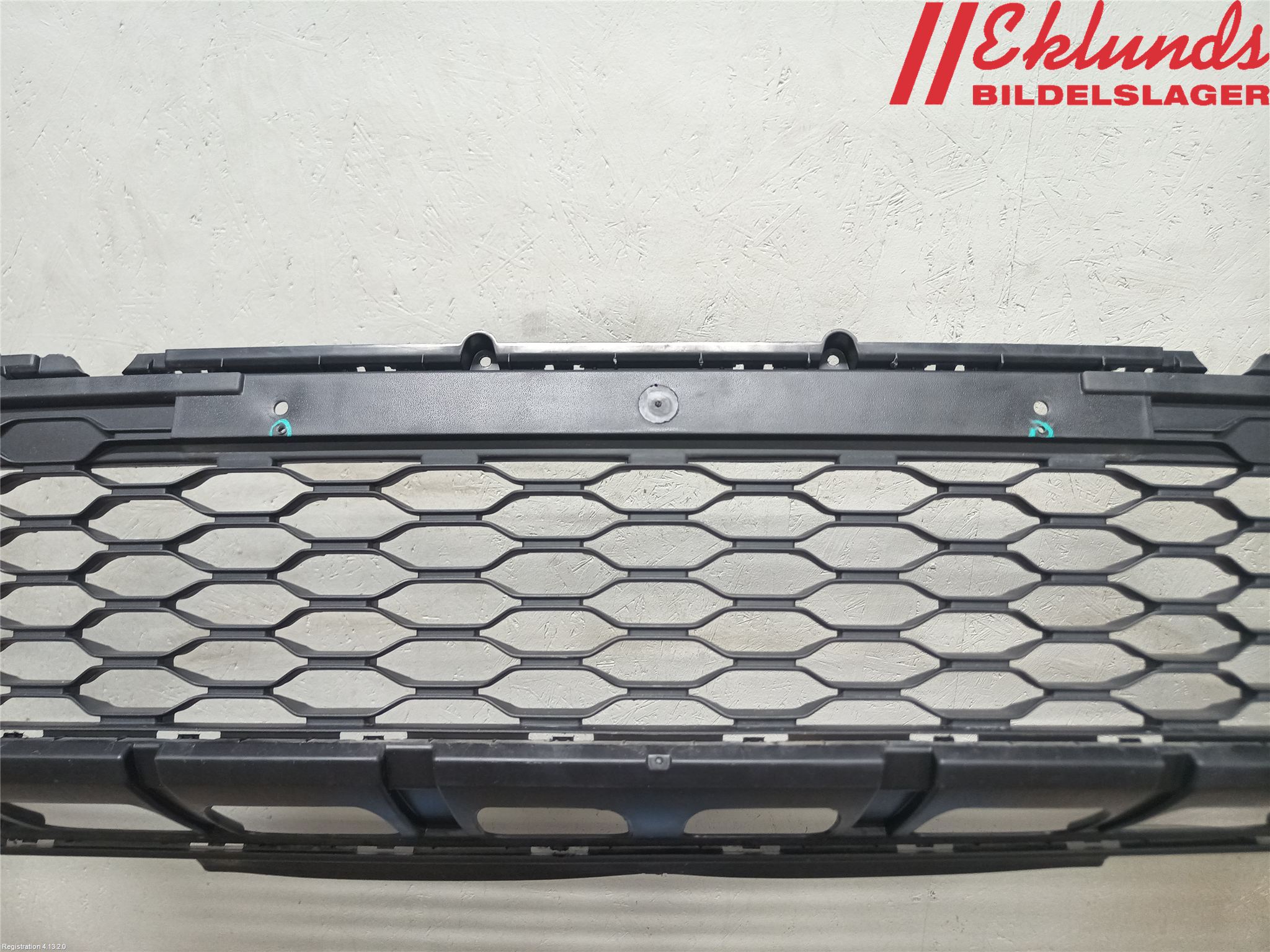 Volkswagen VW T-ROC 18- Stötfångarbeklädnad Fram