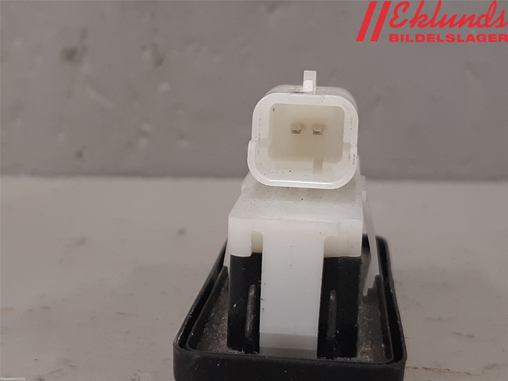 Opel MOKKA 21- Bakluckehandtag