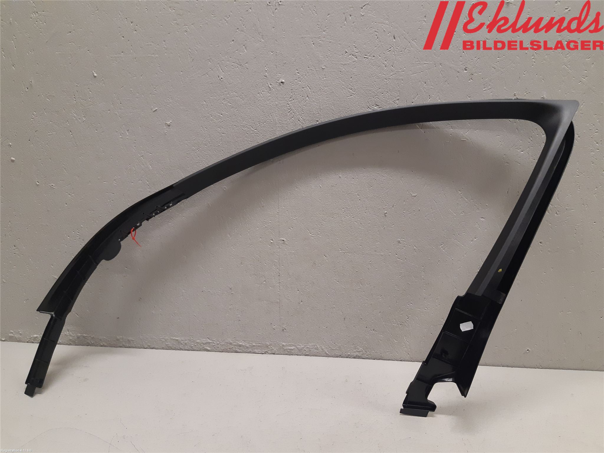 BMW 5 G30/G31/F90 17-23 Dörr Dekorlist Fram Vä