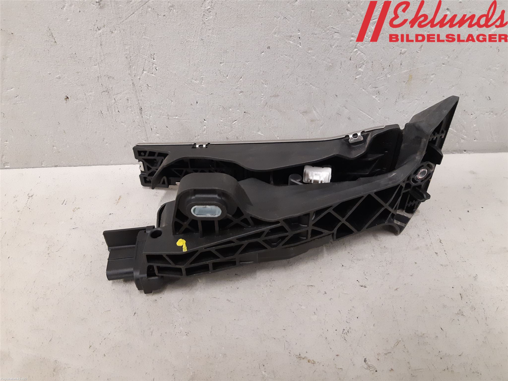 Kia STINGER 18- Gaspedal