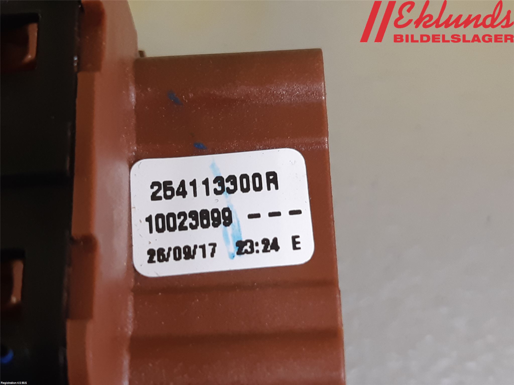 Renault CLIO IV 16-19 Strömställare Elhiss