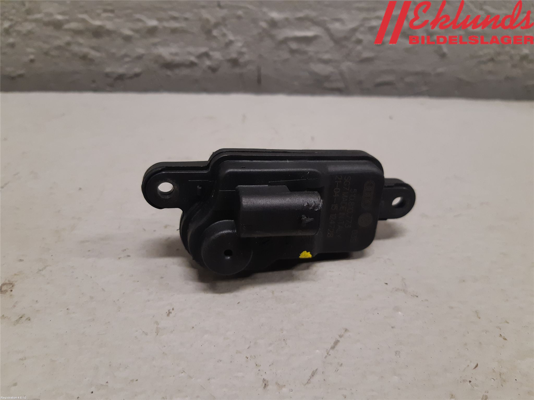 Volkswagen VW PASSAT 15-19 Centrallåsmot Tanklucka
