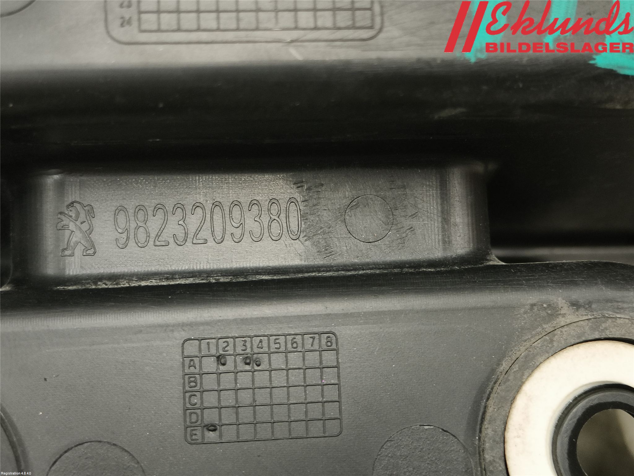 Peugeot 208/E-208 20- Stötfångarfäste Bak Hö
