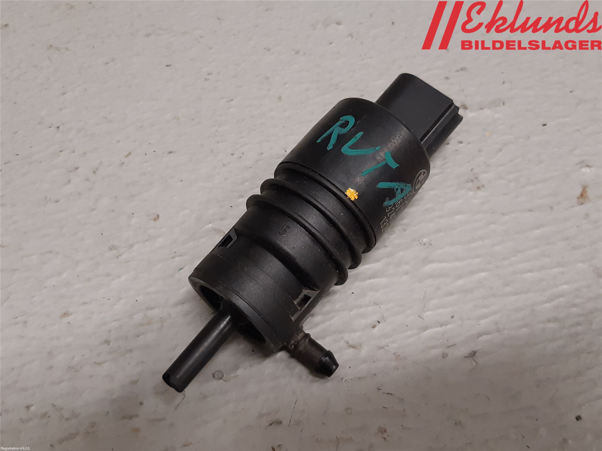 BMW 5 F10/F11/F18 09-17 Spolarpump Vindruta