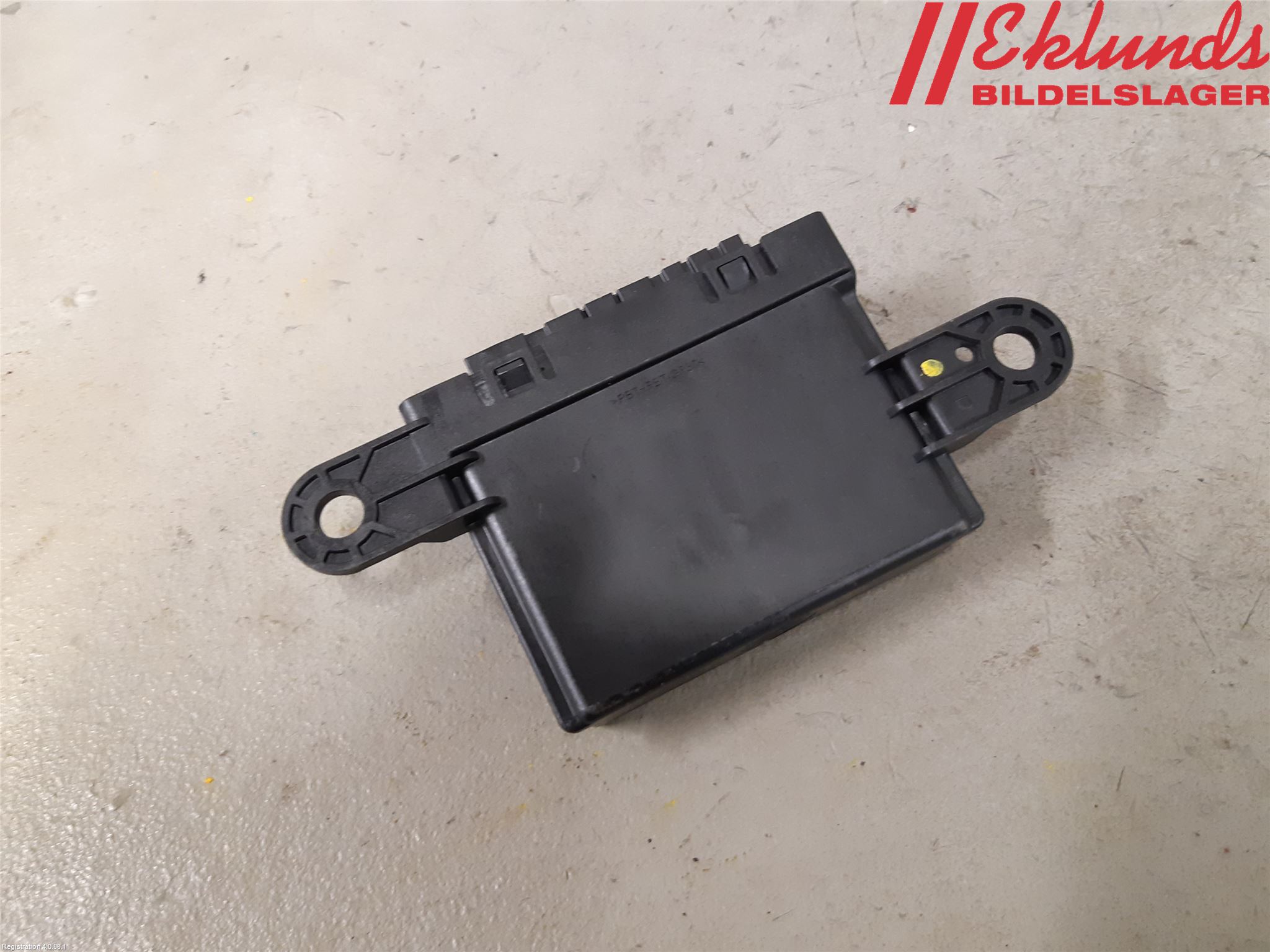 Tesla MODEL S 13- Styrenhet Parkeringshjälp