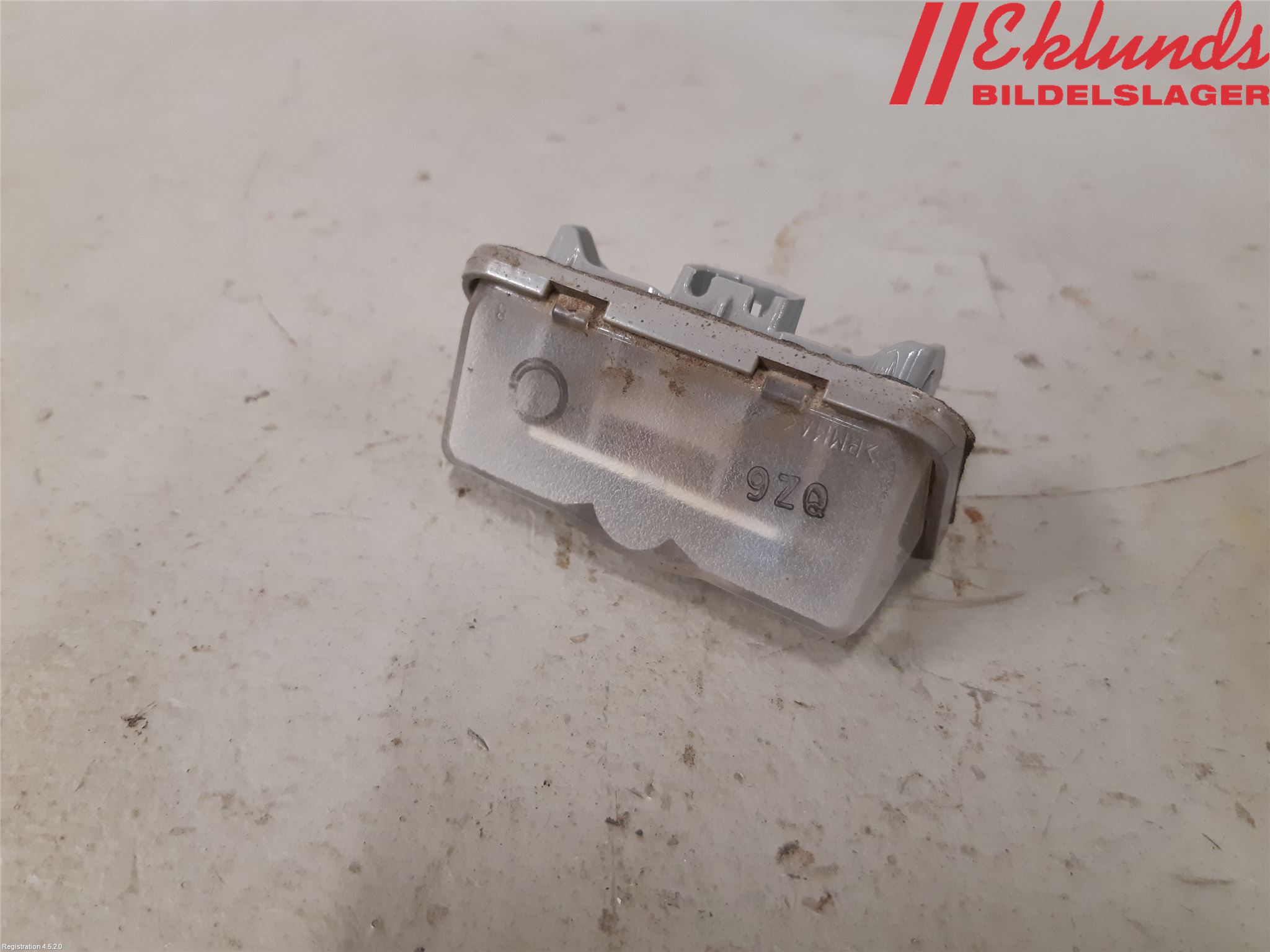 Toyota RAV4 19- Skylt Belysning