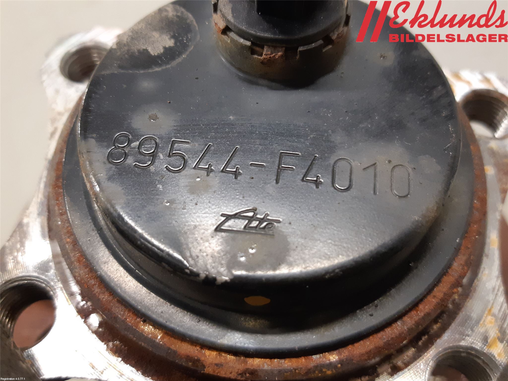 Toyota COROLLA 19- Nav Bak