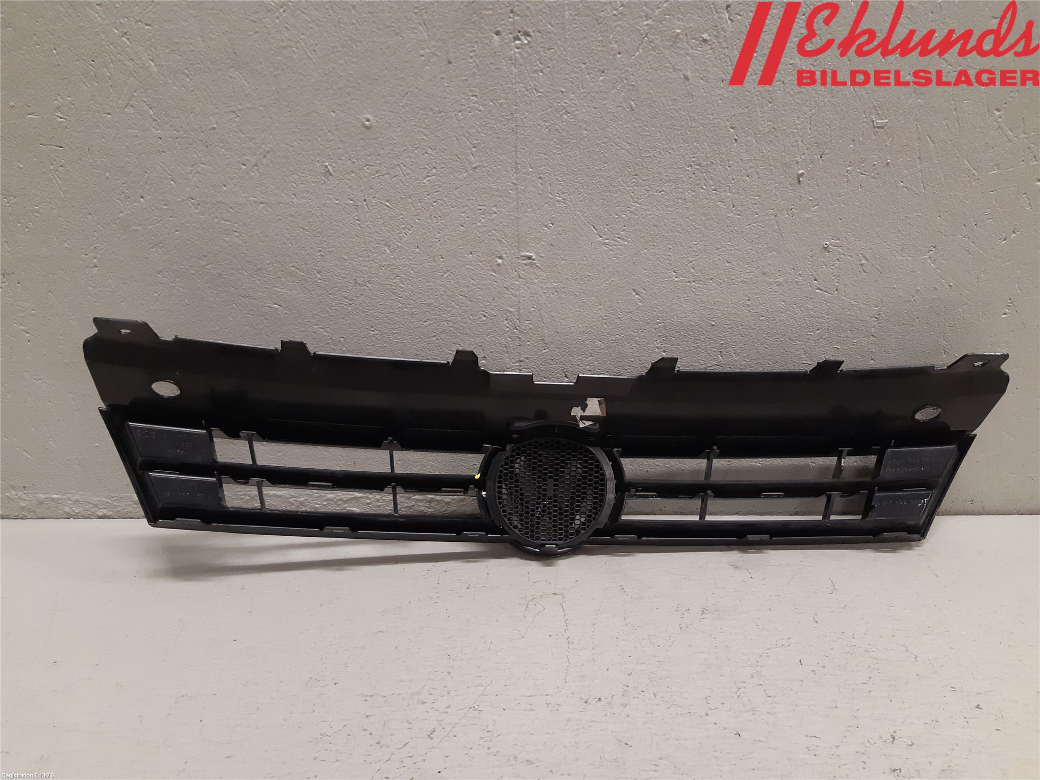 Volkswagen VW POLO 10-17 Grill Komp