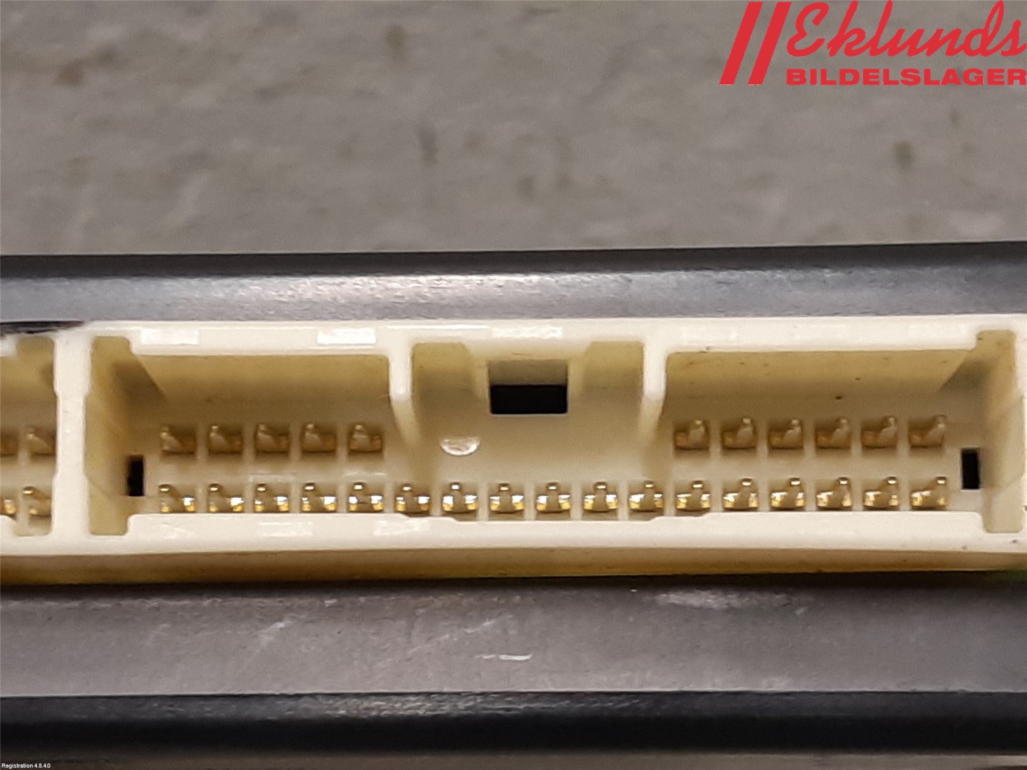 Tesla MODEL X 16- Styrenhet Dörr