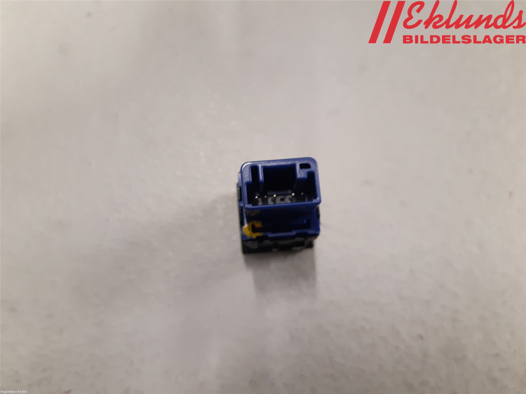 Toyota COROLLA 19- Strömställare Elruta