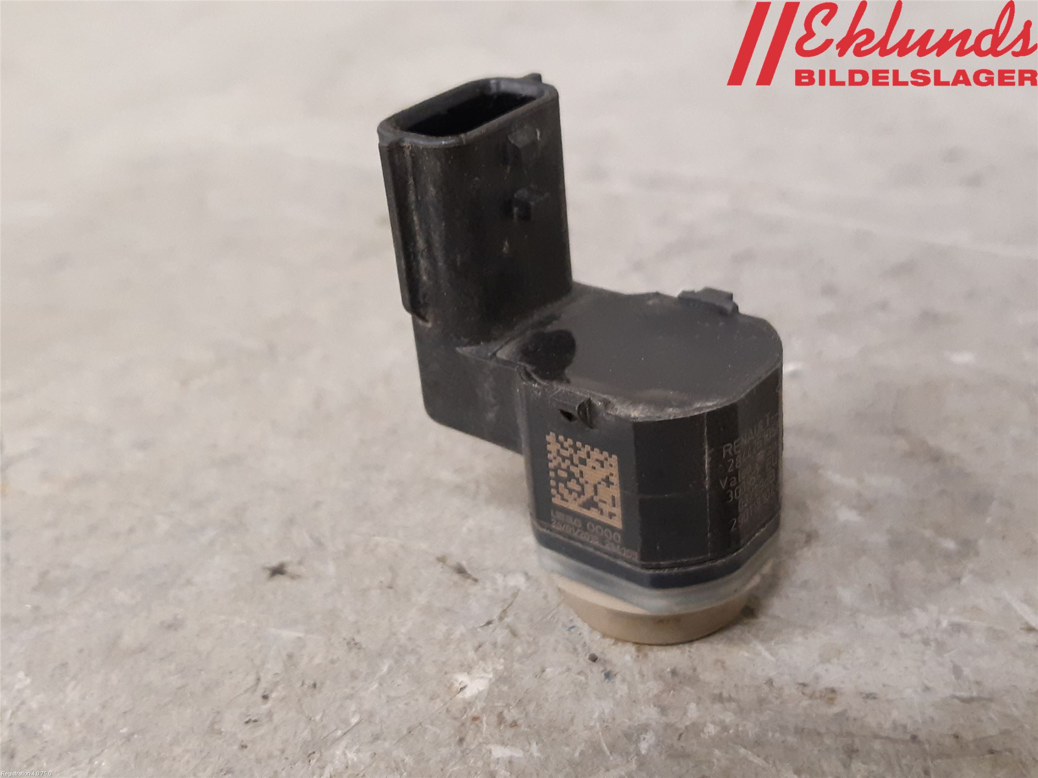 Renault TRAFIC/E-TECH 15- Parkeringshjälp Backsensor