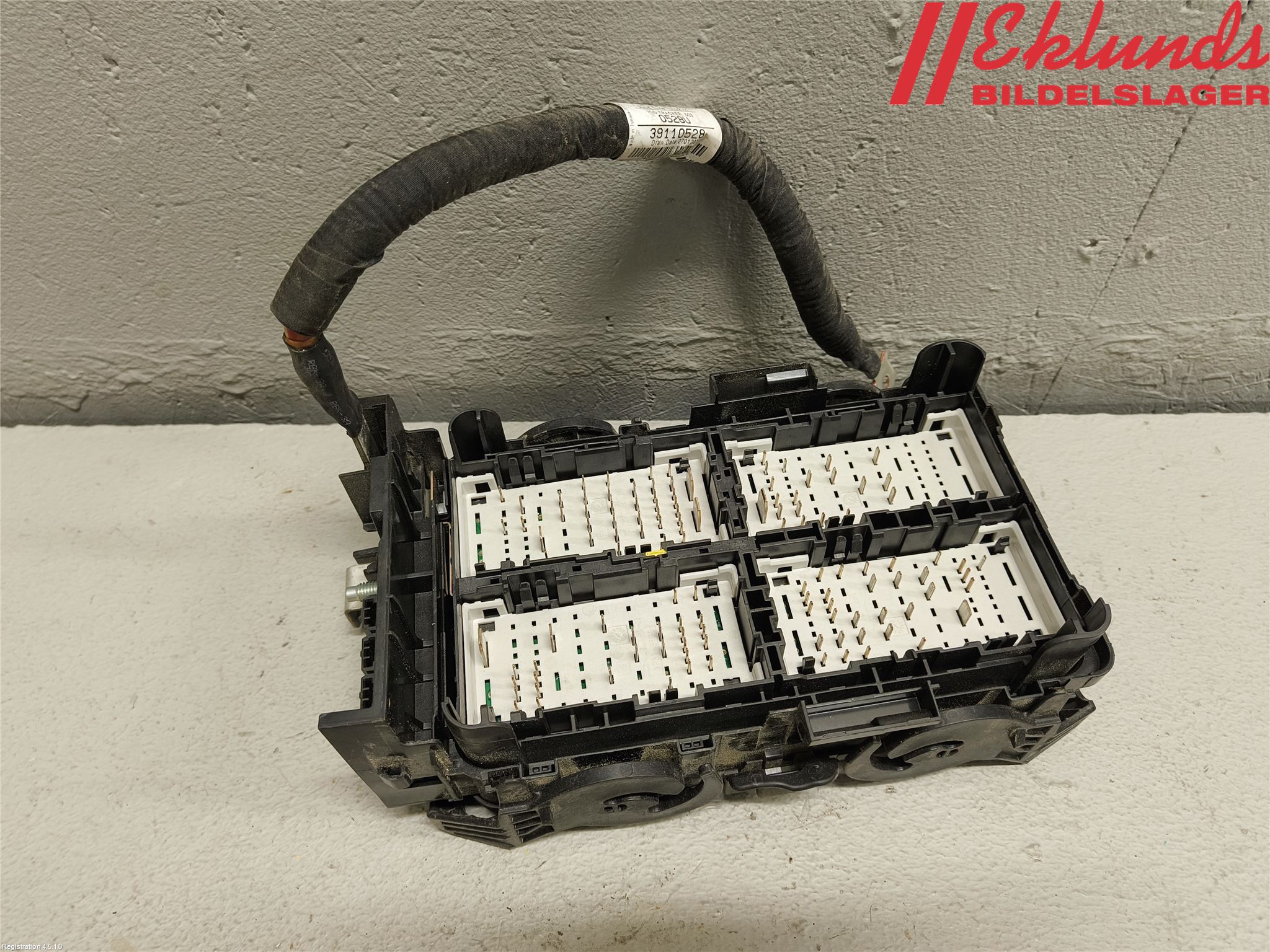 Opel INSIGNIA 17- Säkringsdosa-Elcentral