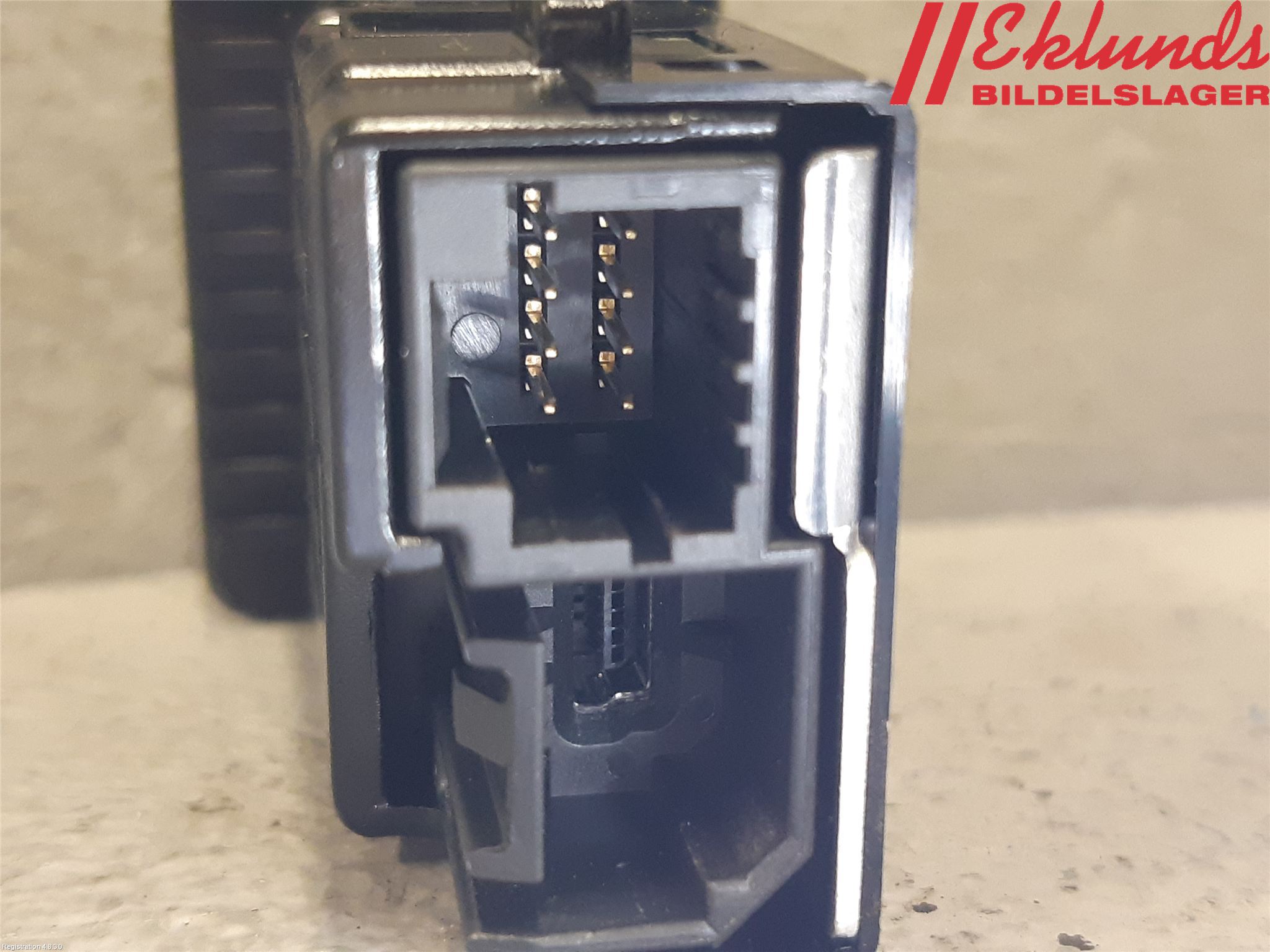 Nissan LEAF 18- Usb Connection