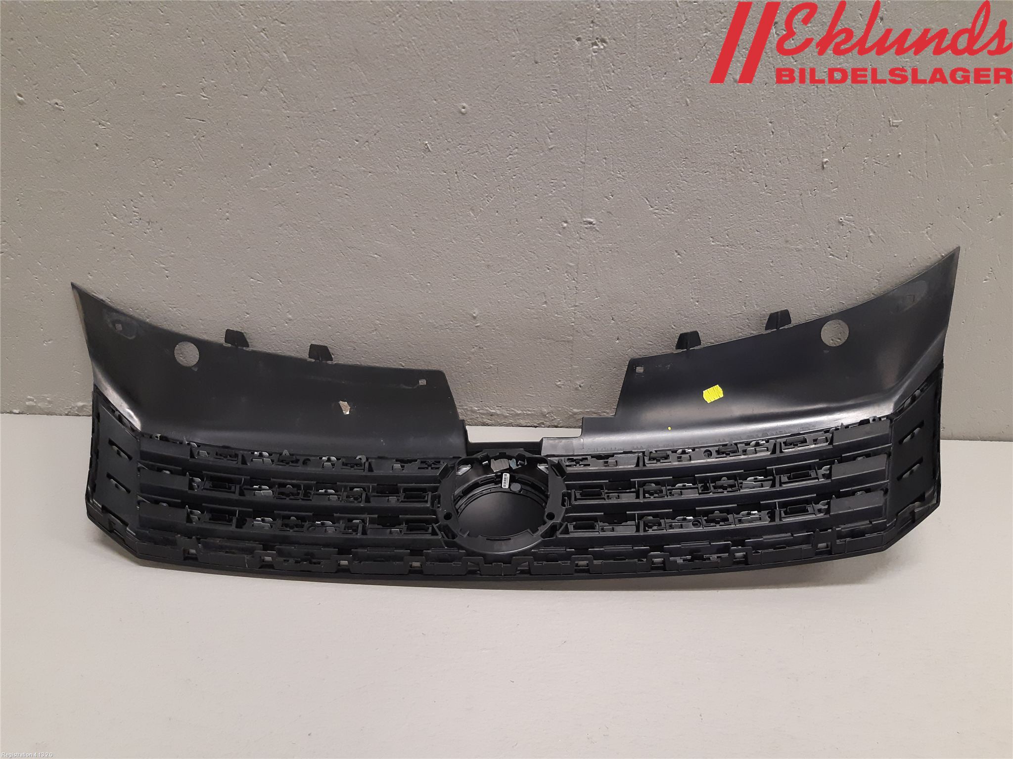 Volkswagen VW PASSAT 11-14 Grill Komp