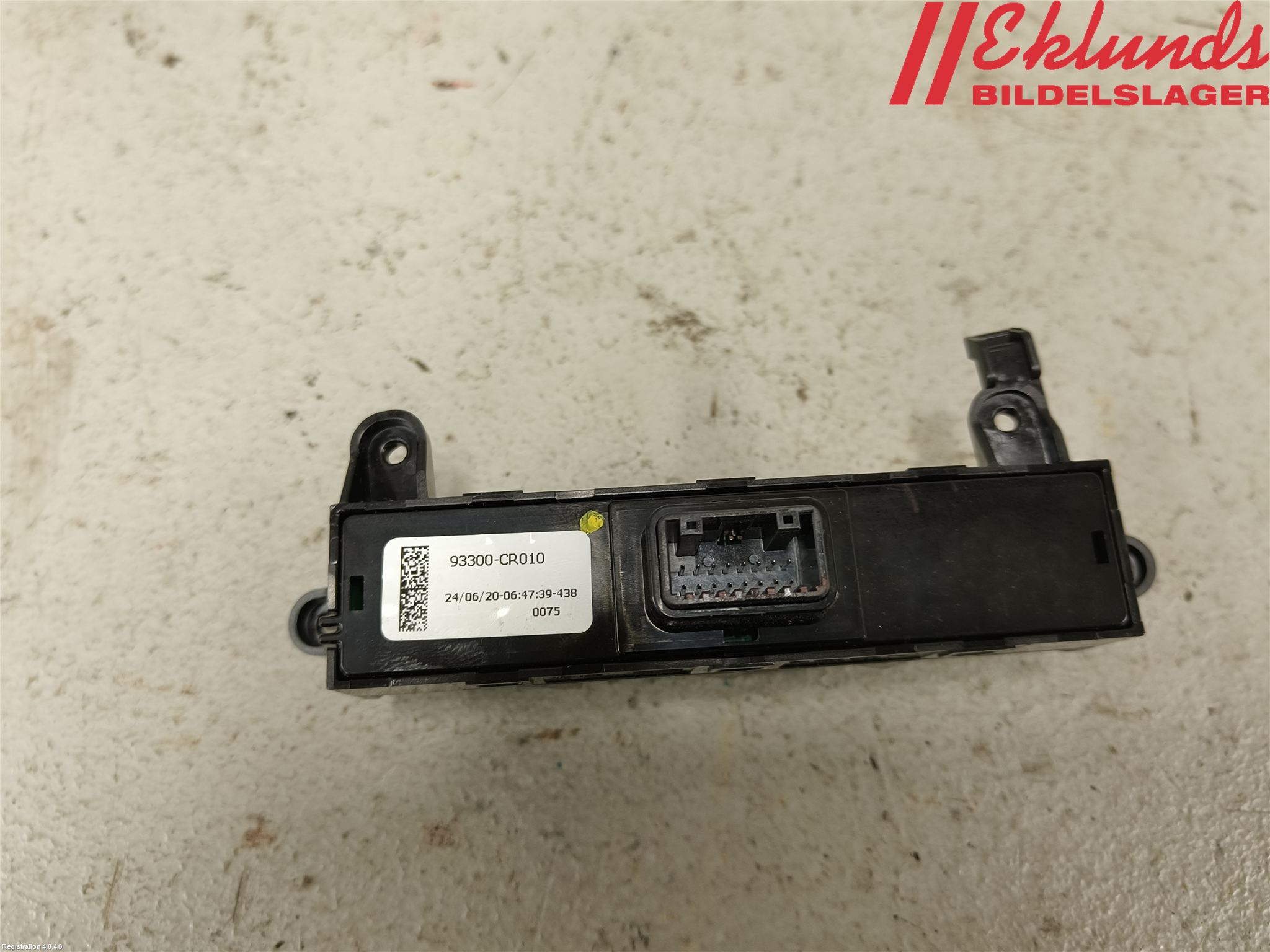 Kia XCEED 19- Strömställare Multifunktion