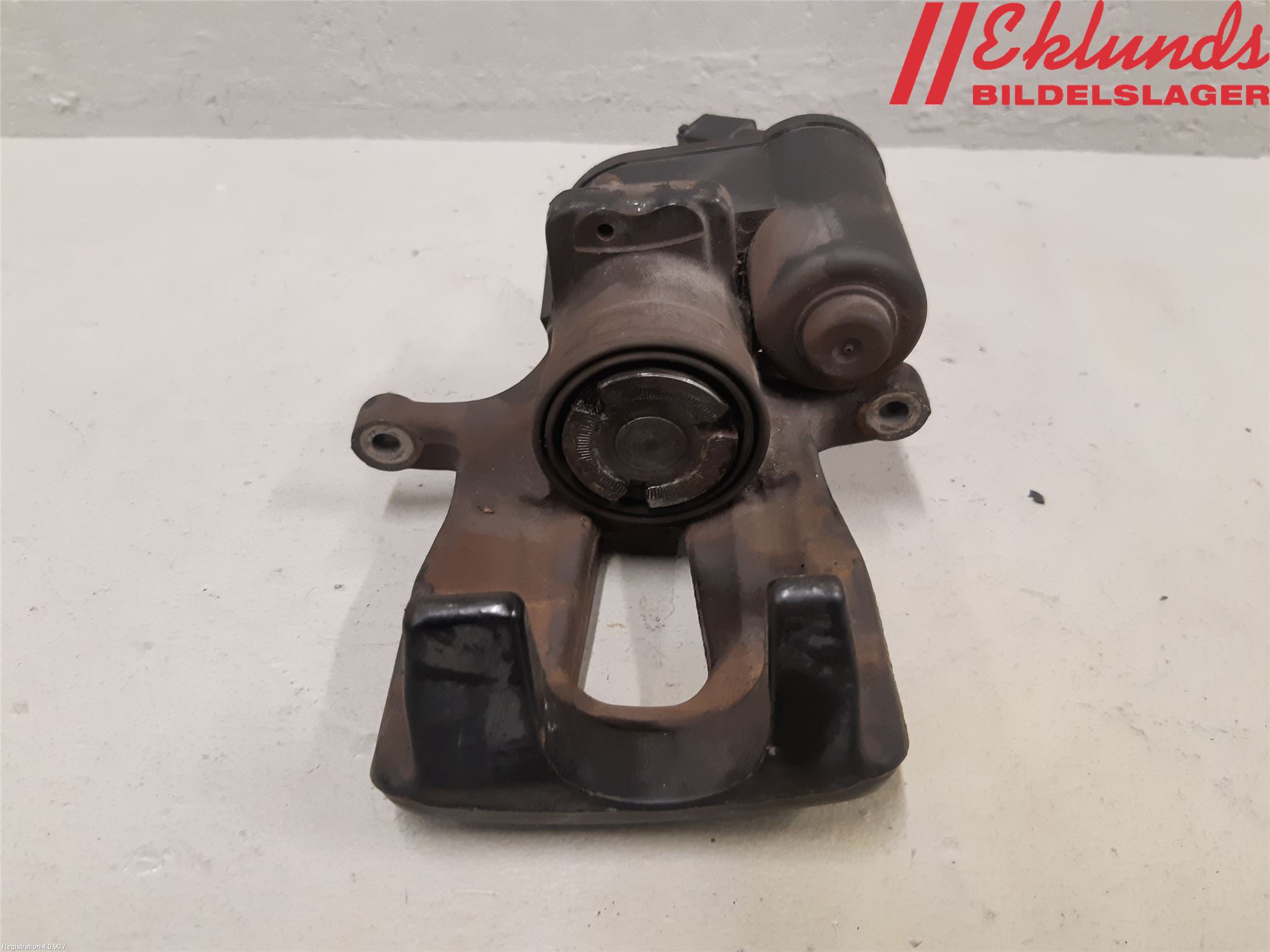 Audi A6/S6     05-11 Bromsok Bak Vänster