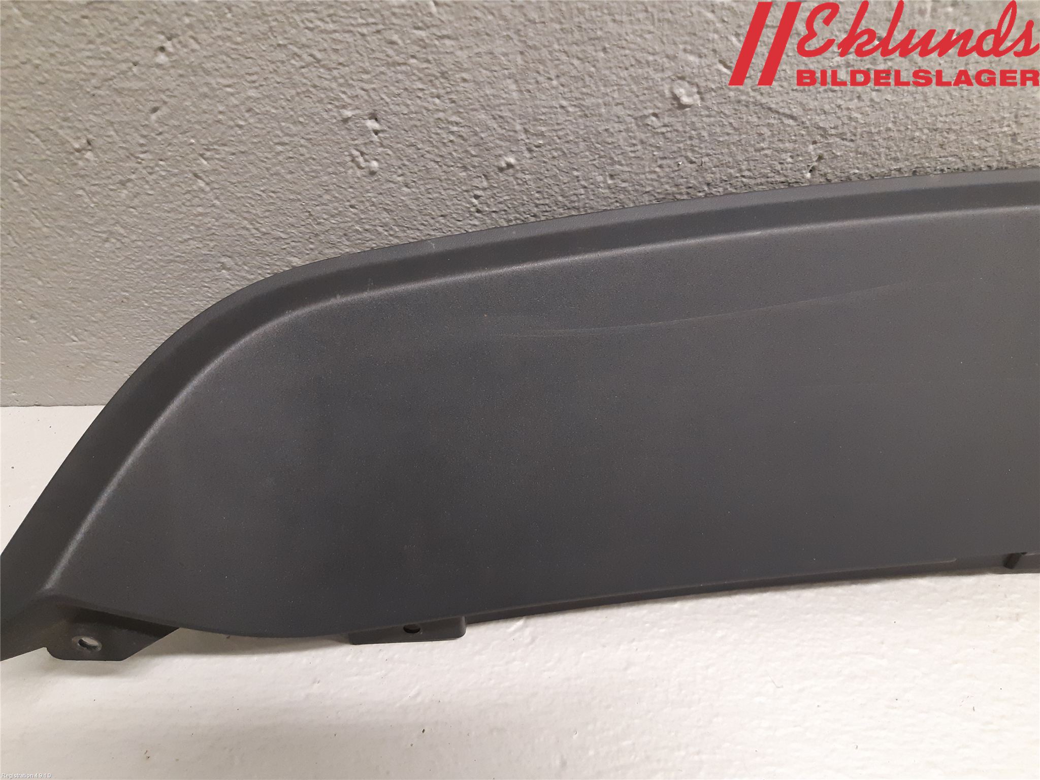 Volvo XC40/RECHARGE 18- Spoiler Baklucka