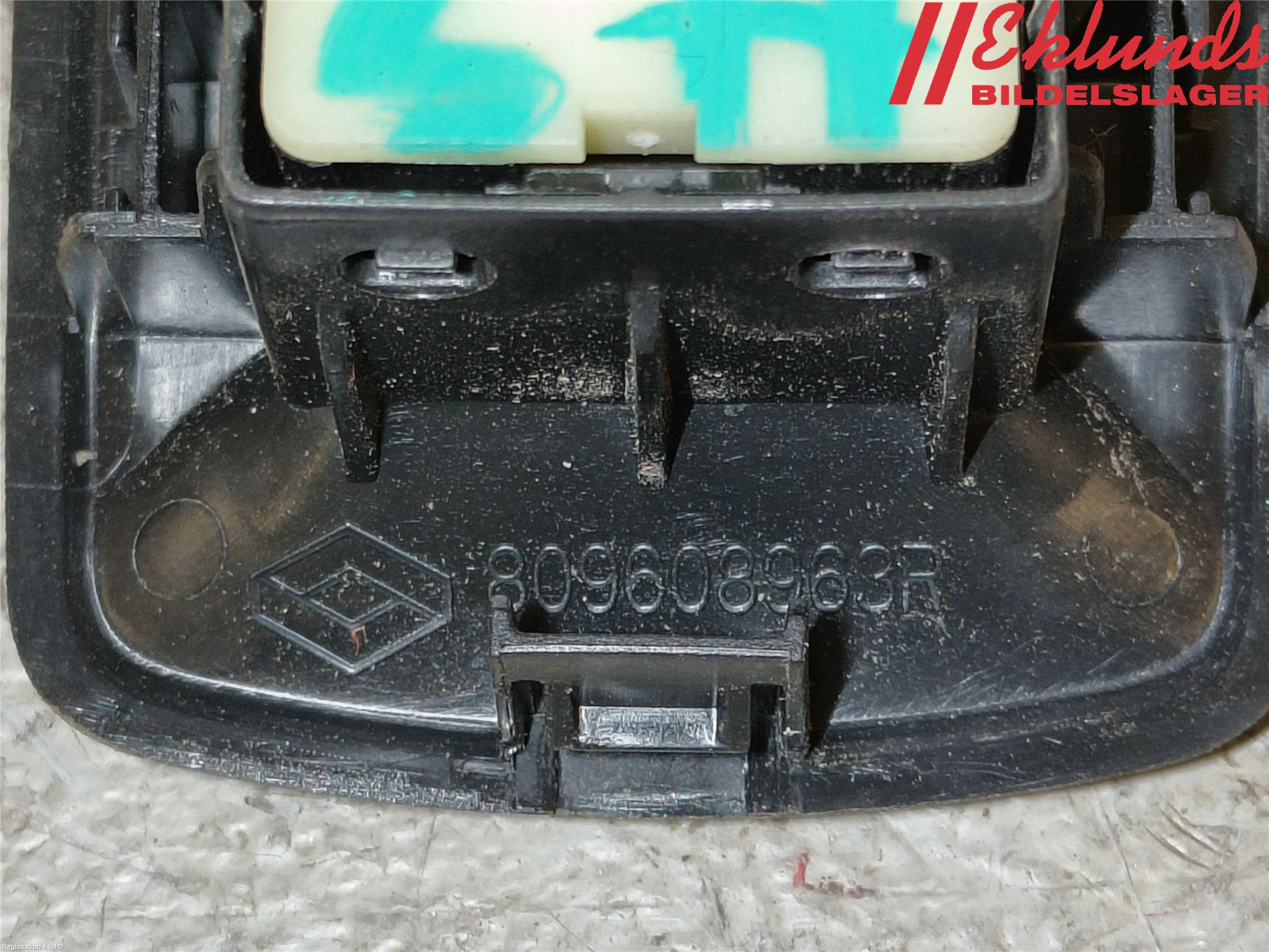 Renault TRAFIC/E-TECH 15- Strömställare Elhiss