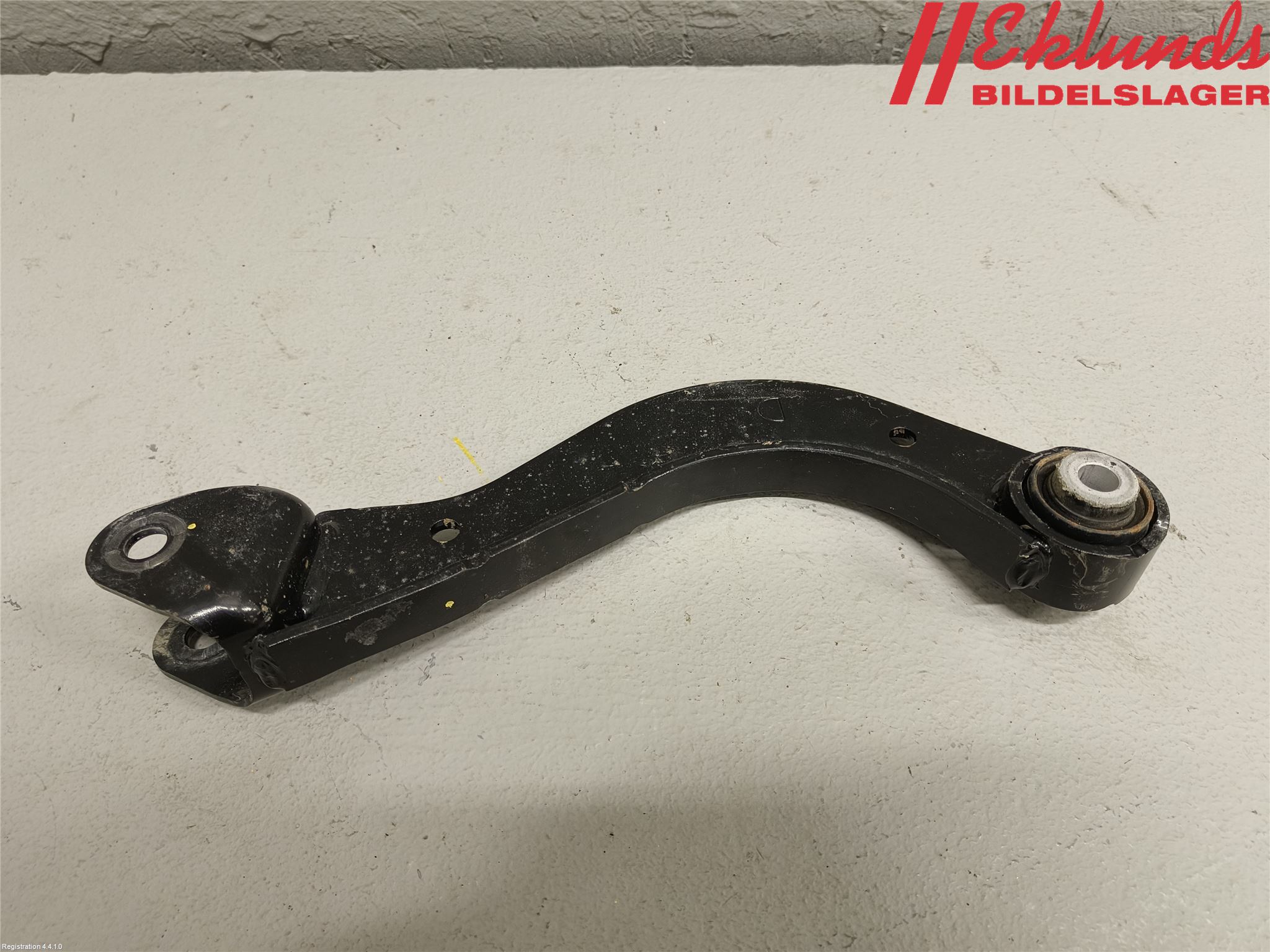 Toyota bZ4X EA10 22- Bärarm Bak Övre Höger