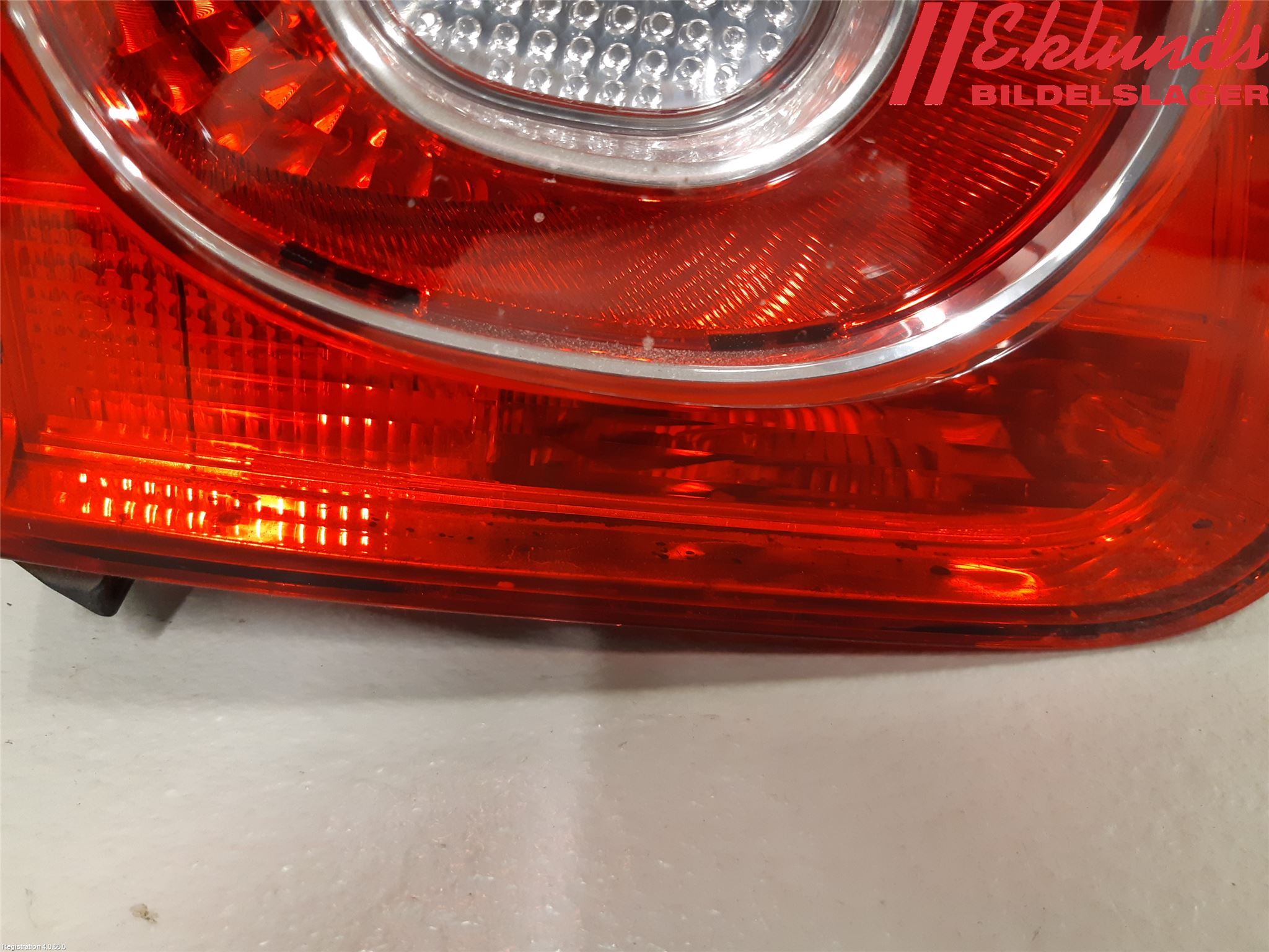 Volkswagen VW TIGUAN 07-16 Bakljus Lucka Vä