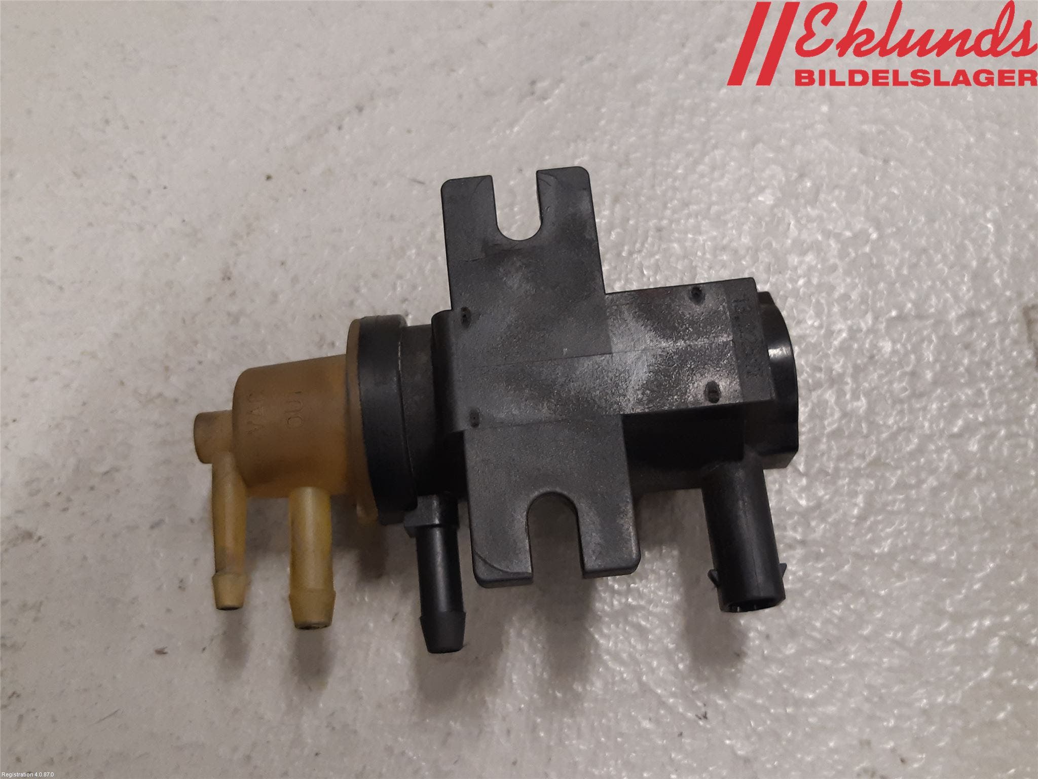 Mercedes-Benz MB E-KLASS (W212) 09-16 Vakuumventil