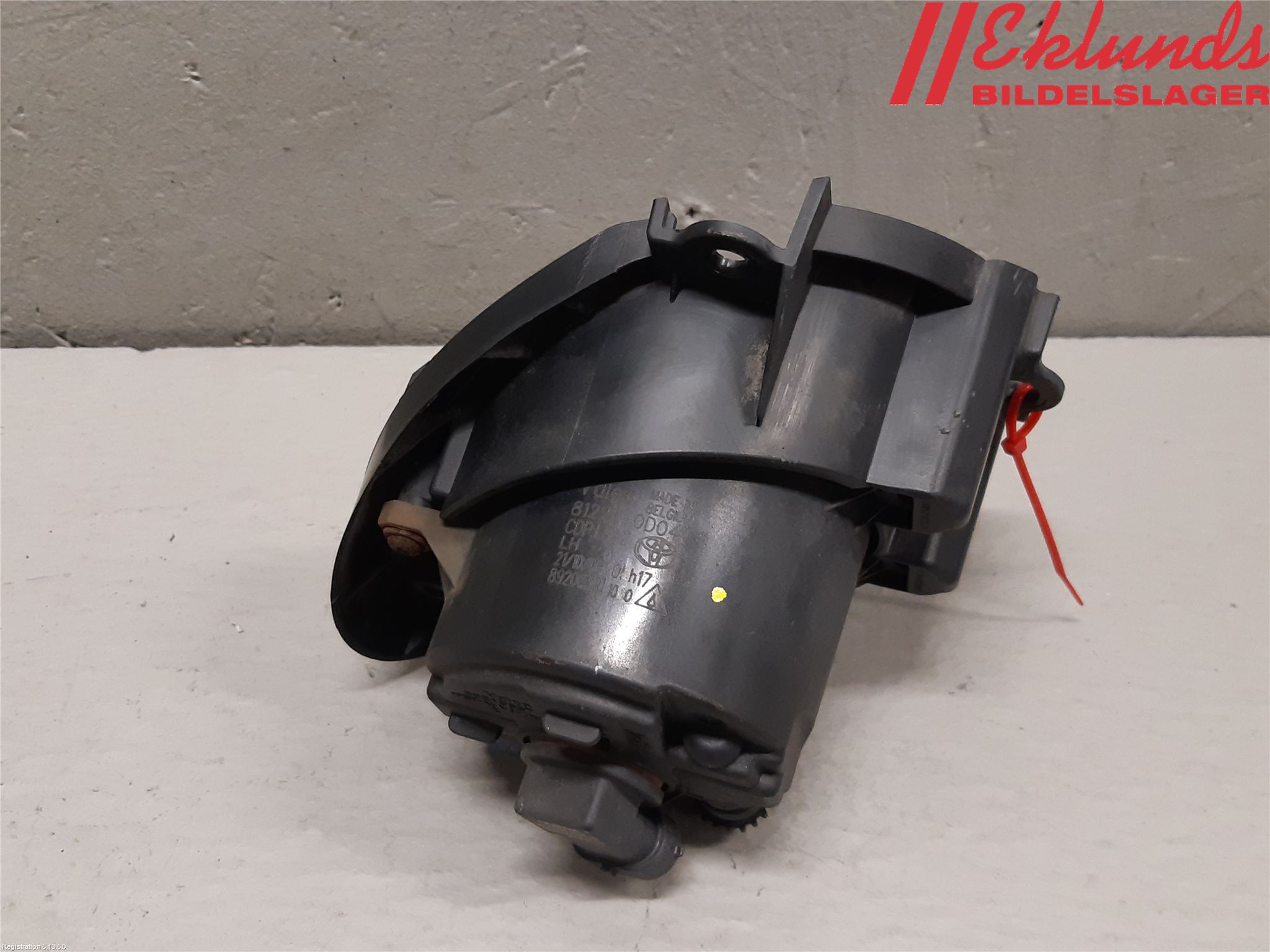 Toyota AVENSIS 09-15 Dimljus-Varselljus Fram