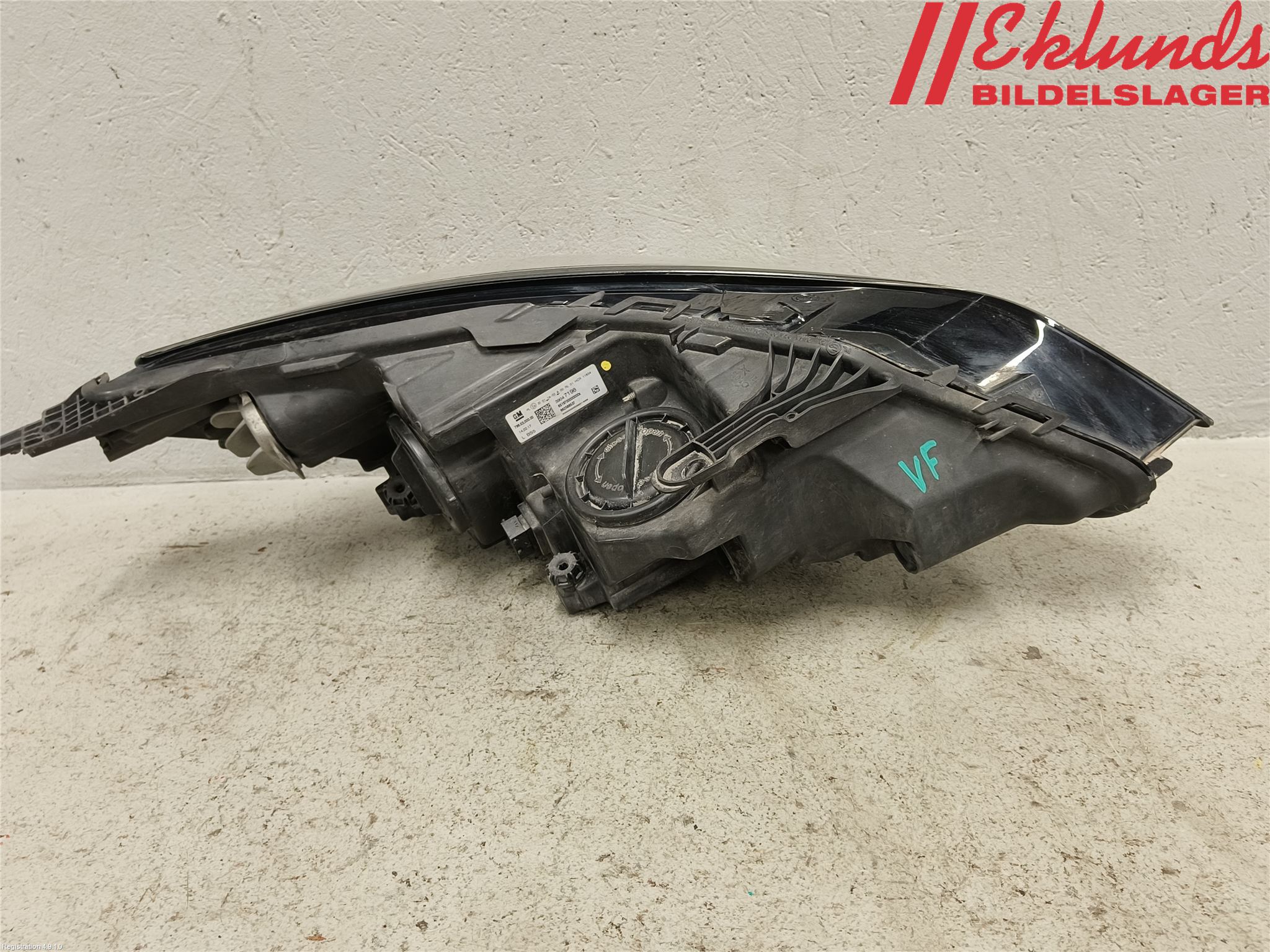 Opel ASTRA K 16-22 Strålkastare Vänster