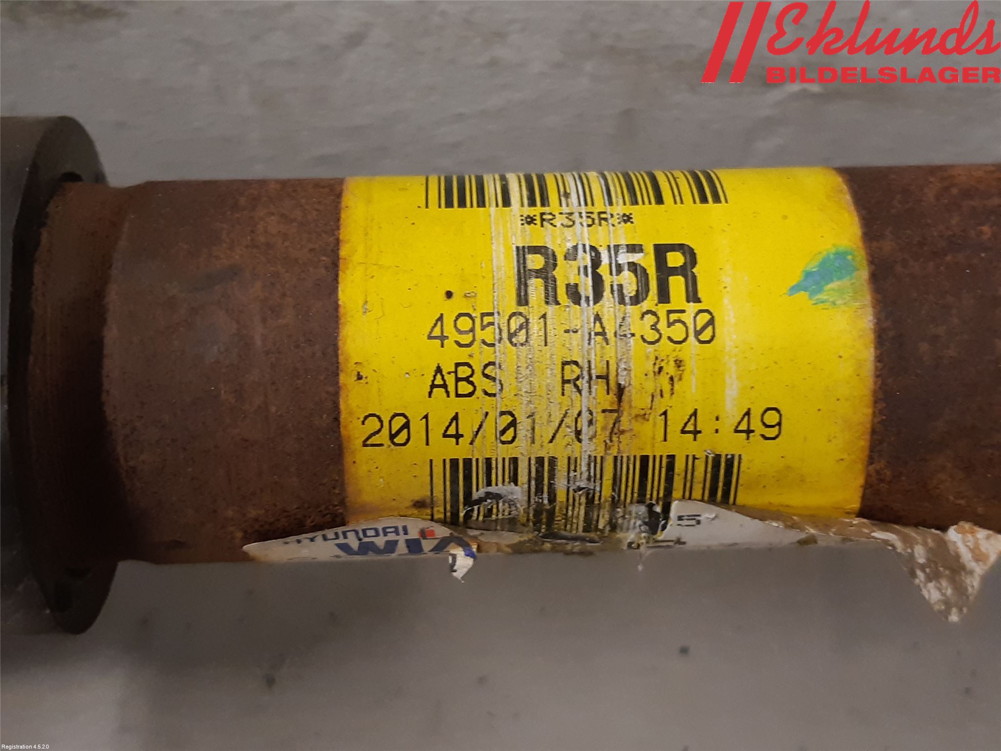 Kia CARENS III 13-19 Drivaxel Fram Höger