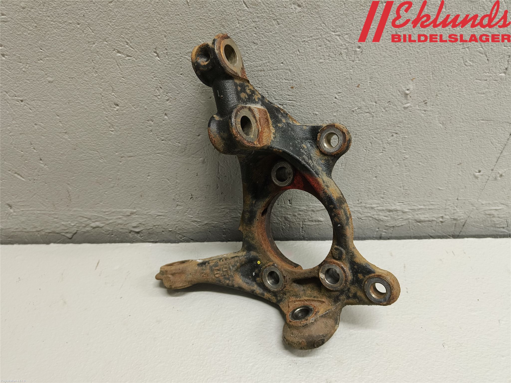 Toyota COROLLA 19- Styrspindel Lagerhus Vä