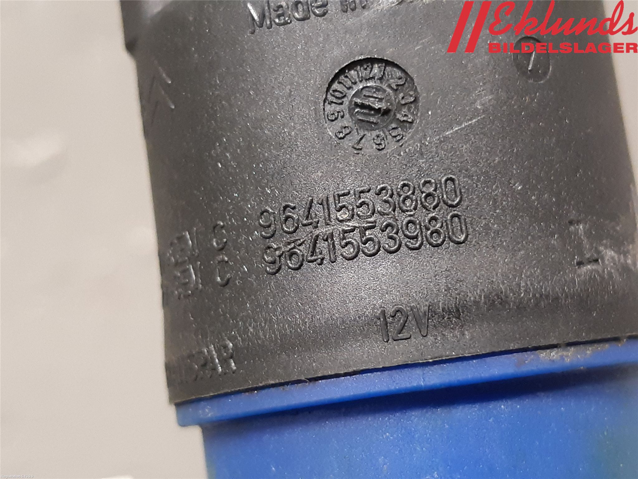 Renault CLIO III  09-12 Spolarpump Vindruta