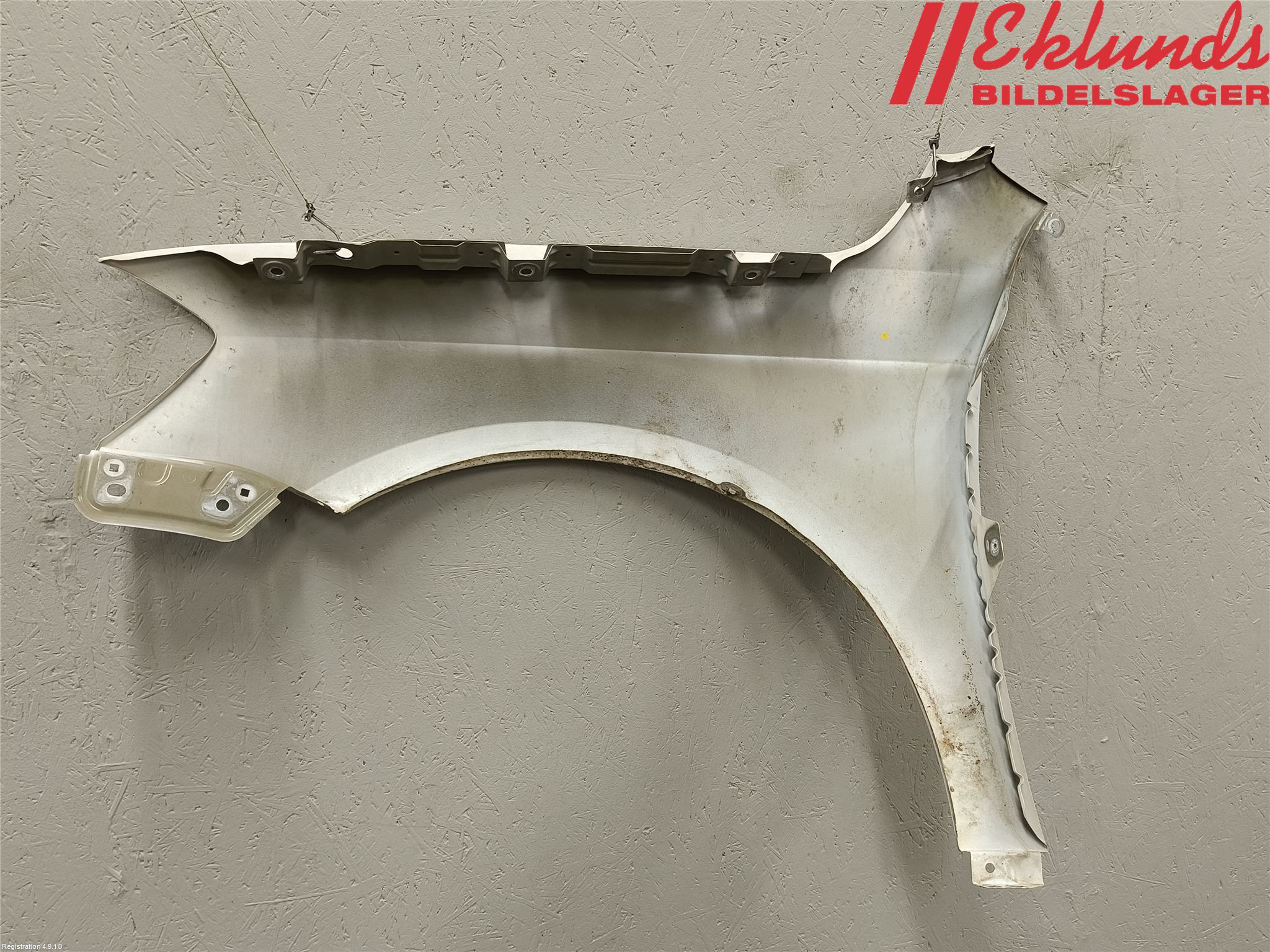 Volkswagen VW PASSAT 11-14 Skärm Fram Höger
